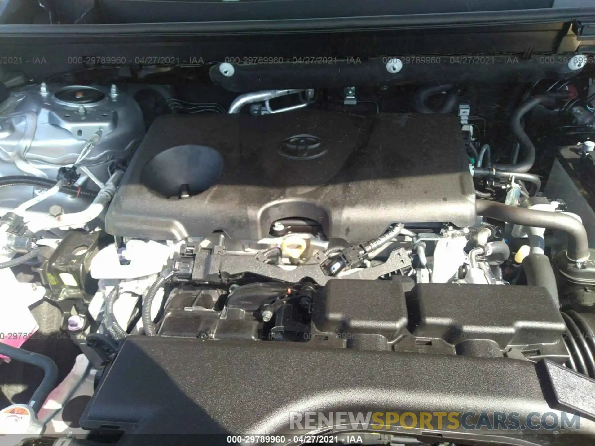 10 Фотография поврежденного автомобиля 2T3G1RFV6KW024479 TOYOTA RAV4 2019