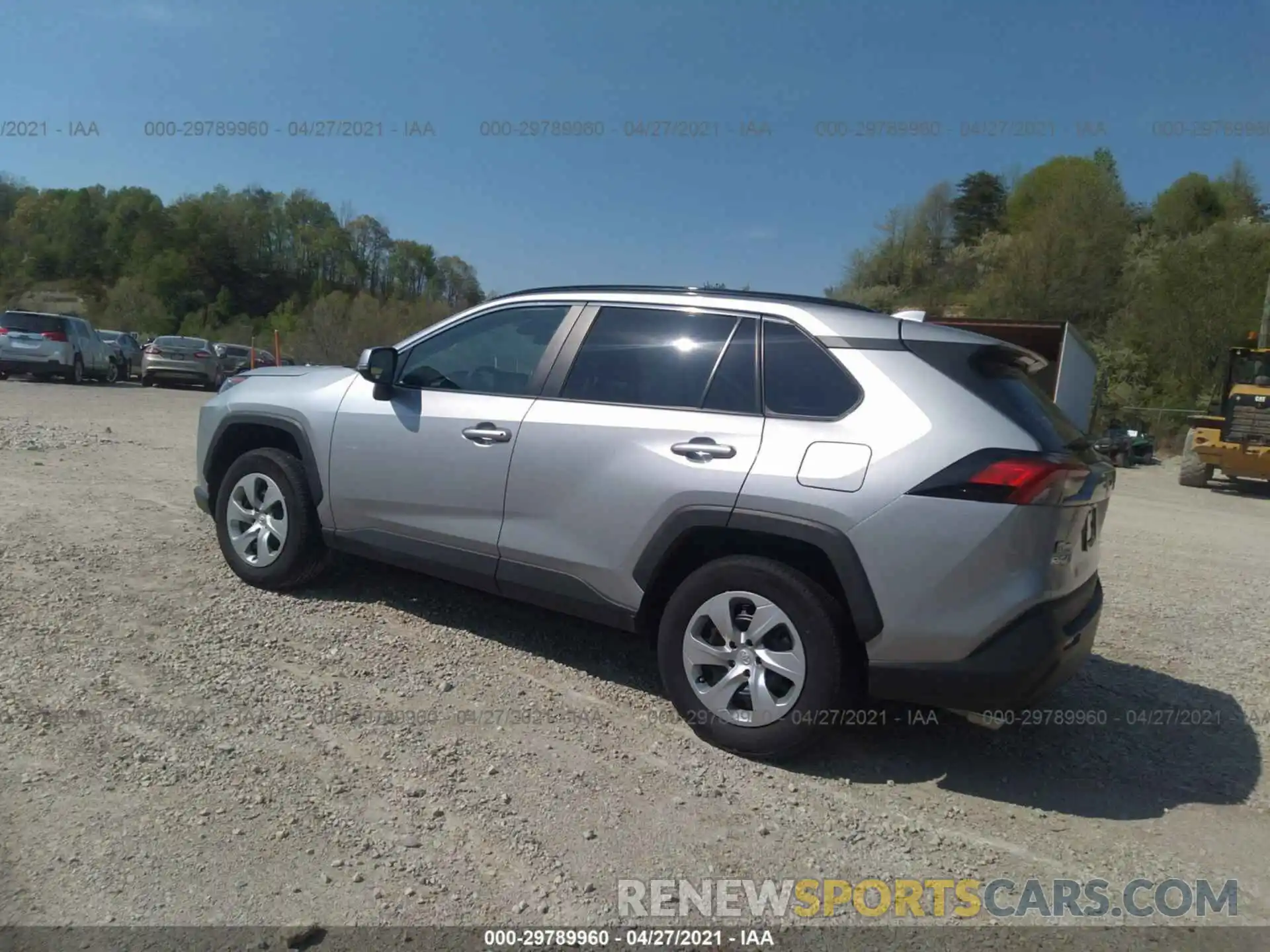 3 Photograph of a damaged car 2T3G1RFV6KW024479 TOYOTA RAV4 2019