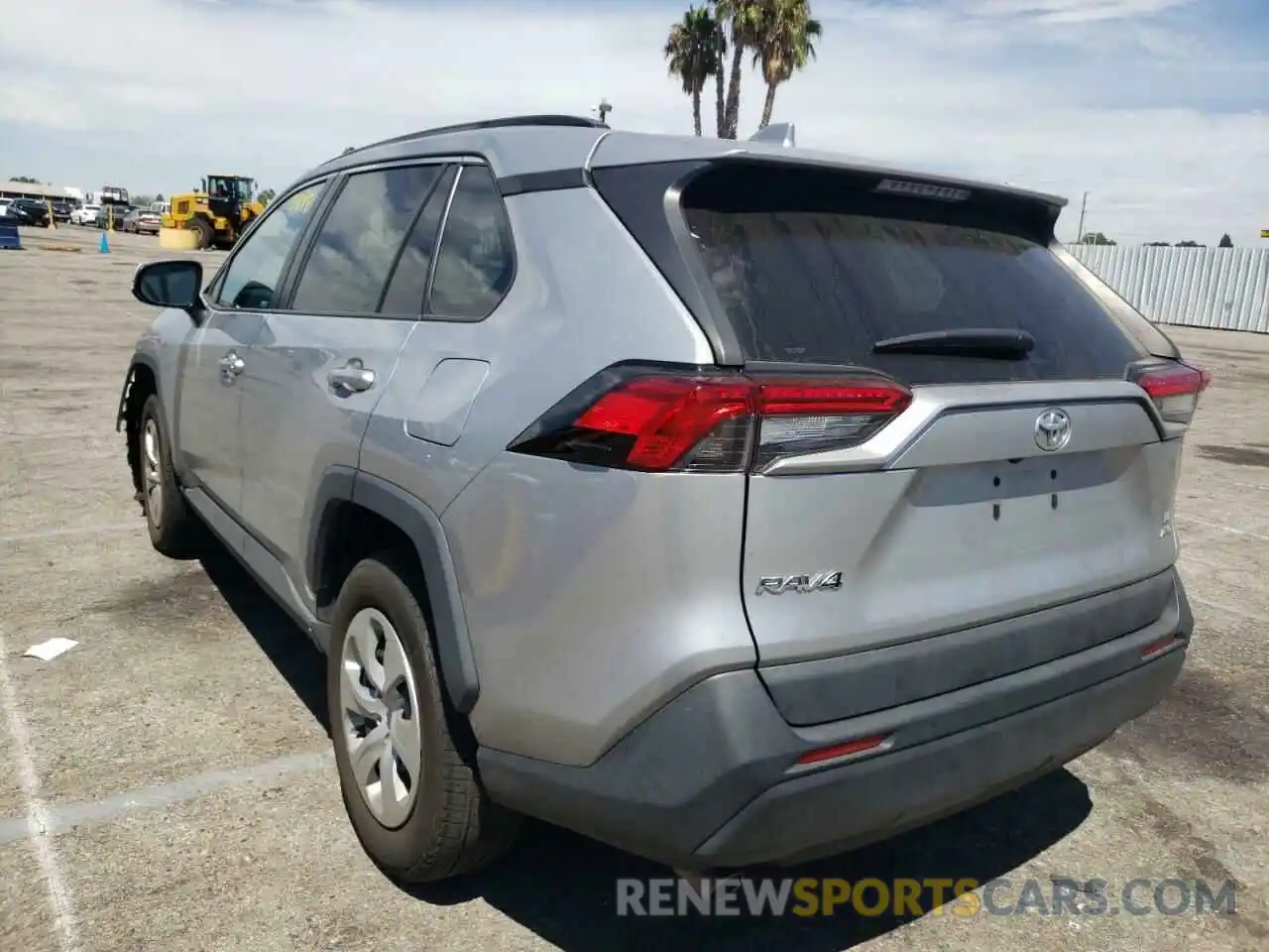 3 Photograph of a damaged car 2T3G1RFV6KW026541 TOYOTA RAV4 2019