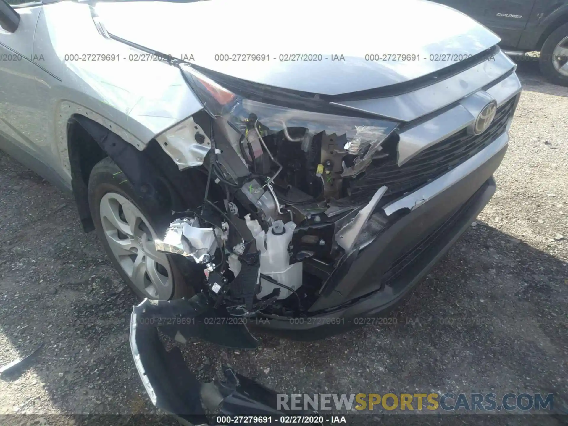 6 Photograph of a damaged car 2T3G1RFV6KW062276 TOYOTA RAV4 2019