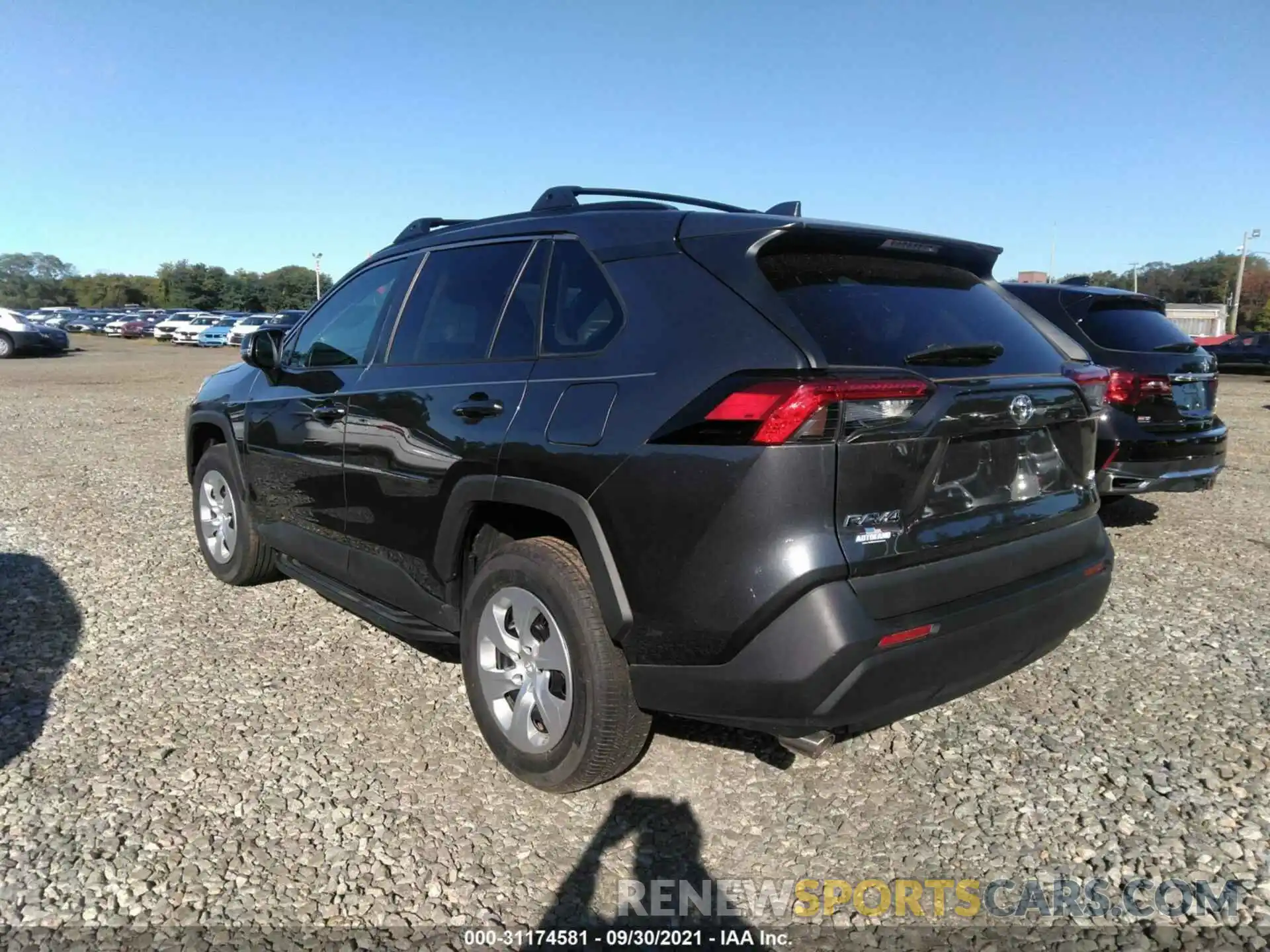 3 Photograph of a damaged car 2T3G1RFV7KC004744 TOYOTA RAV4 2019