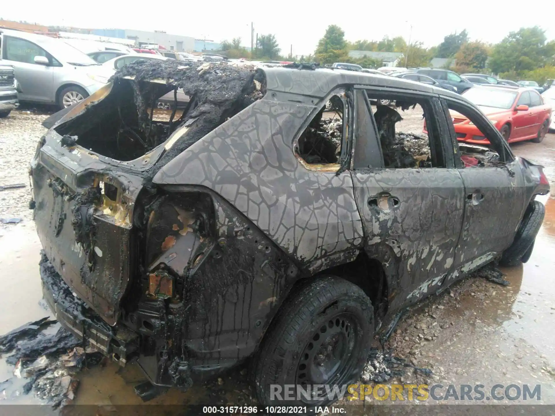 4 Photograph of a damaged car 2T3G1RFV7KC023391 TOYOTA RAV4 2019