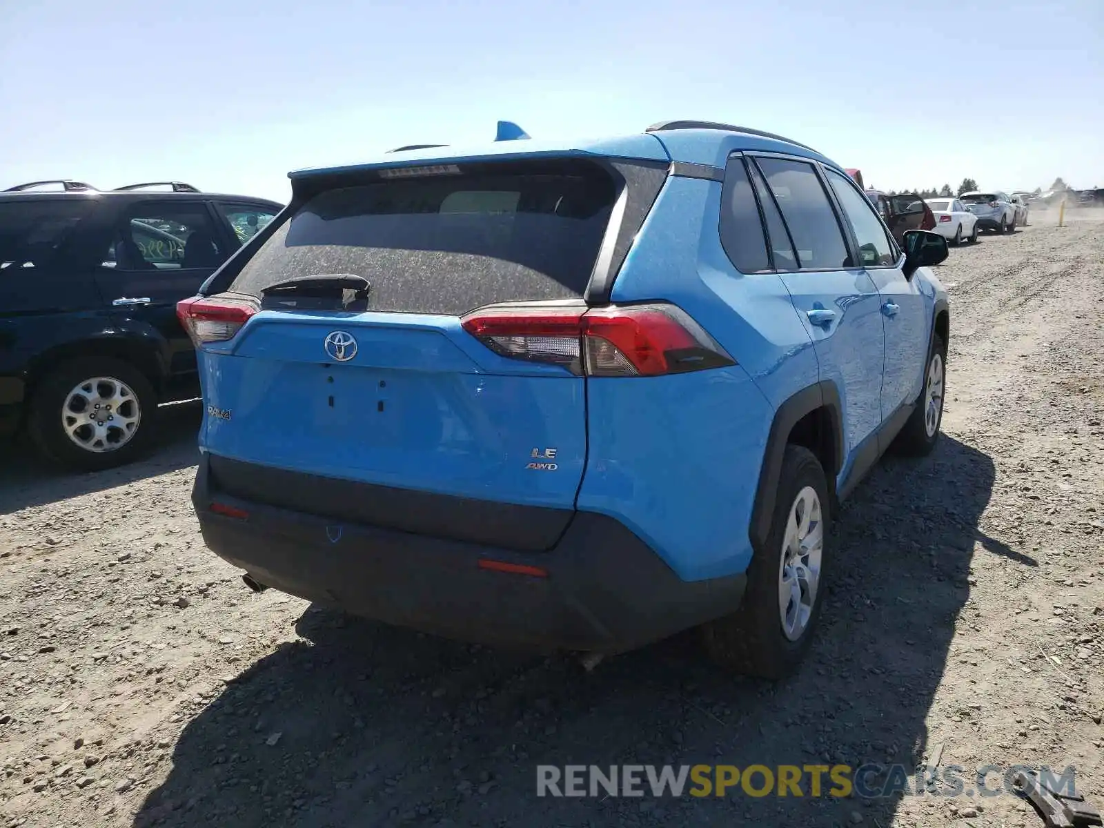 4 Photograph of a damaged car 2T3G1RFV7KC030101 TOYOTA RAV4 2019