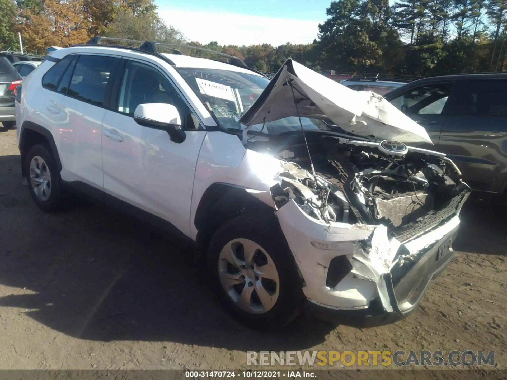 1 Photograph of a damaged car 2T3G1RFV7KC046623 TOYOTA RAV4 2019