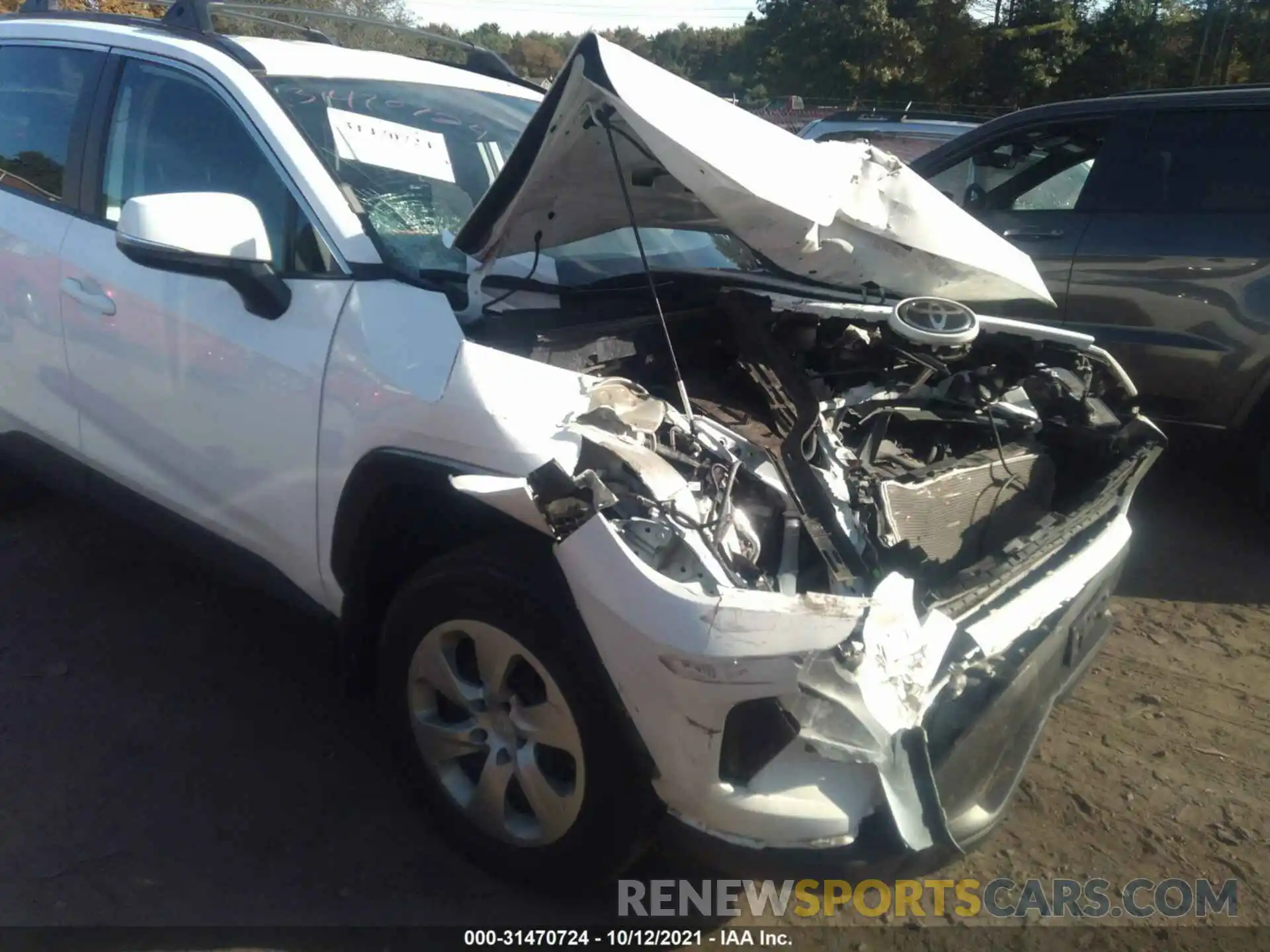 6 Photograph of a damaged car 2T3G1RFV7KC046623 TOYOTA RAV4 2019