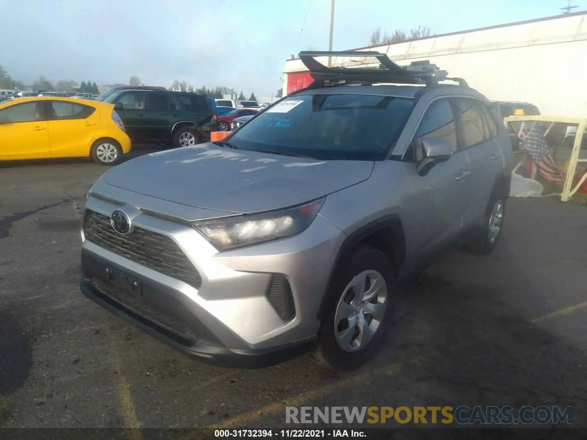 2 Фотография поврежденного автомобиля 2T3G1RFV7KC049392 TOYOTA RAV4 2019