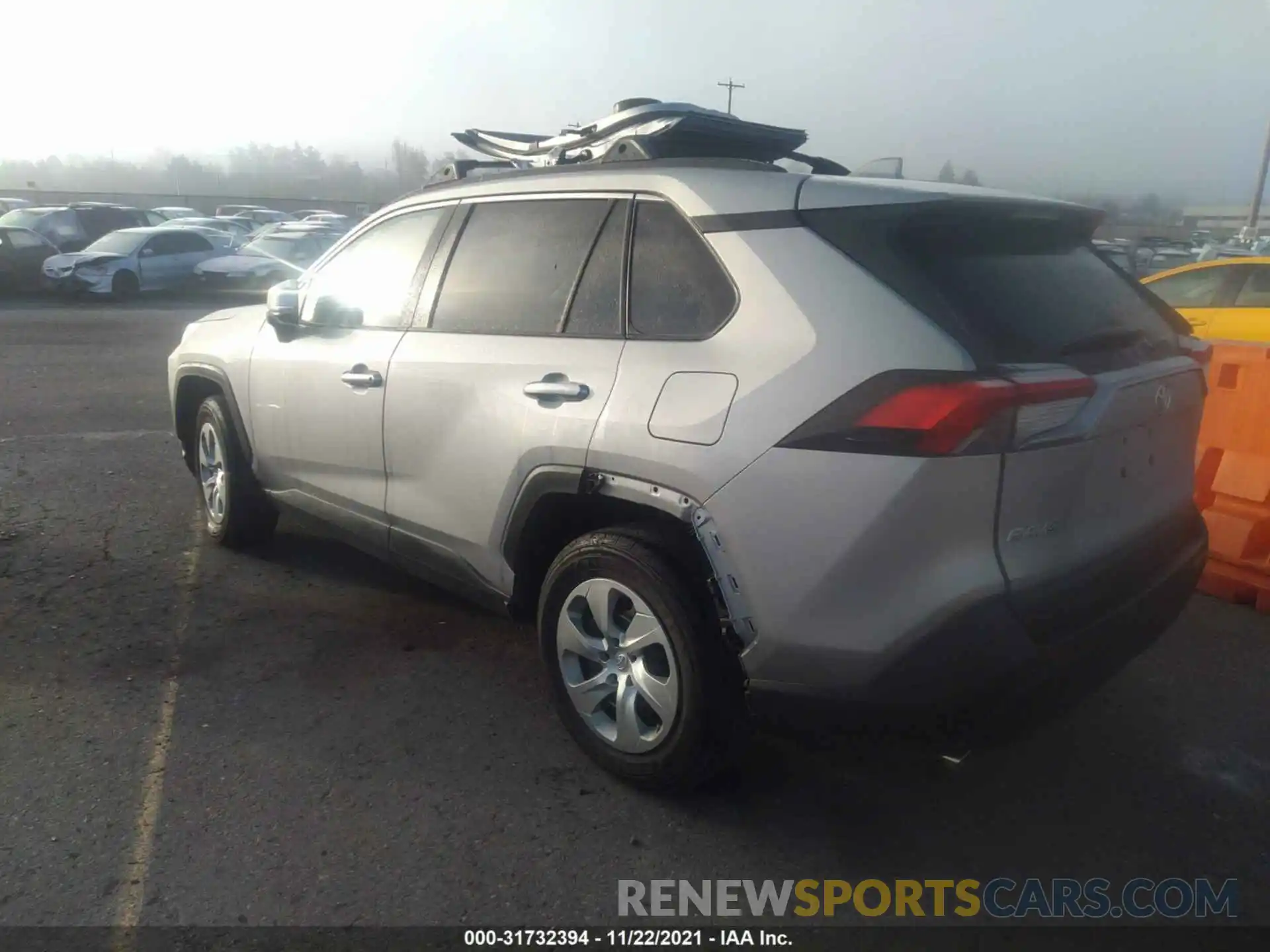 3 Photograph of a damaged car 2T3G1RFV7KC049392 TOYOTA RAV4 2019