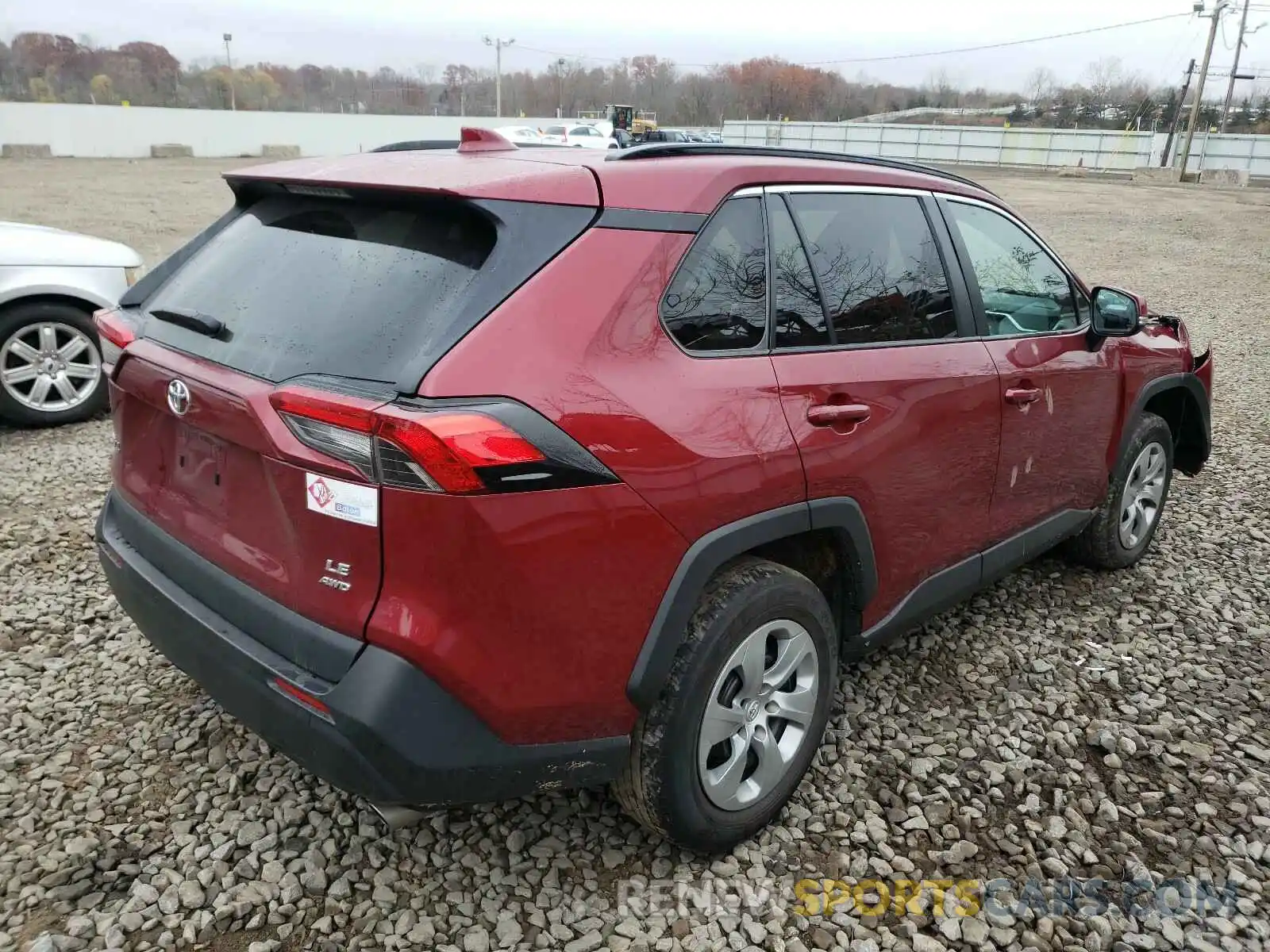 4 Photograph of a damaged car 2T3G1RFV7KW035121 TOYOTA RAV4 2019