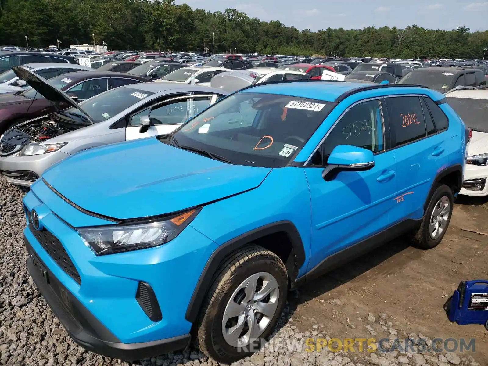 2 Фотография поврежденного автомобиля 2T3G1RFV7KW042540 TOYOTA RAV4 2019