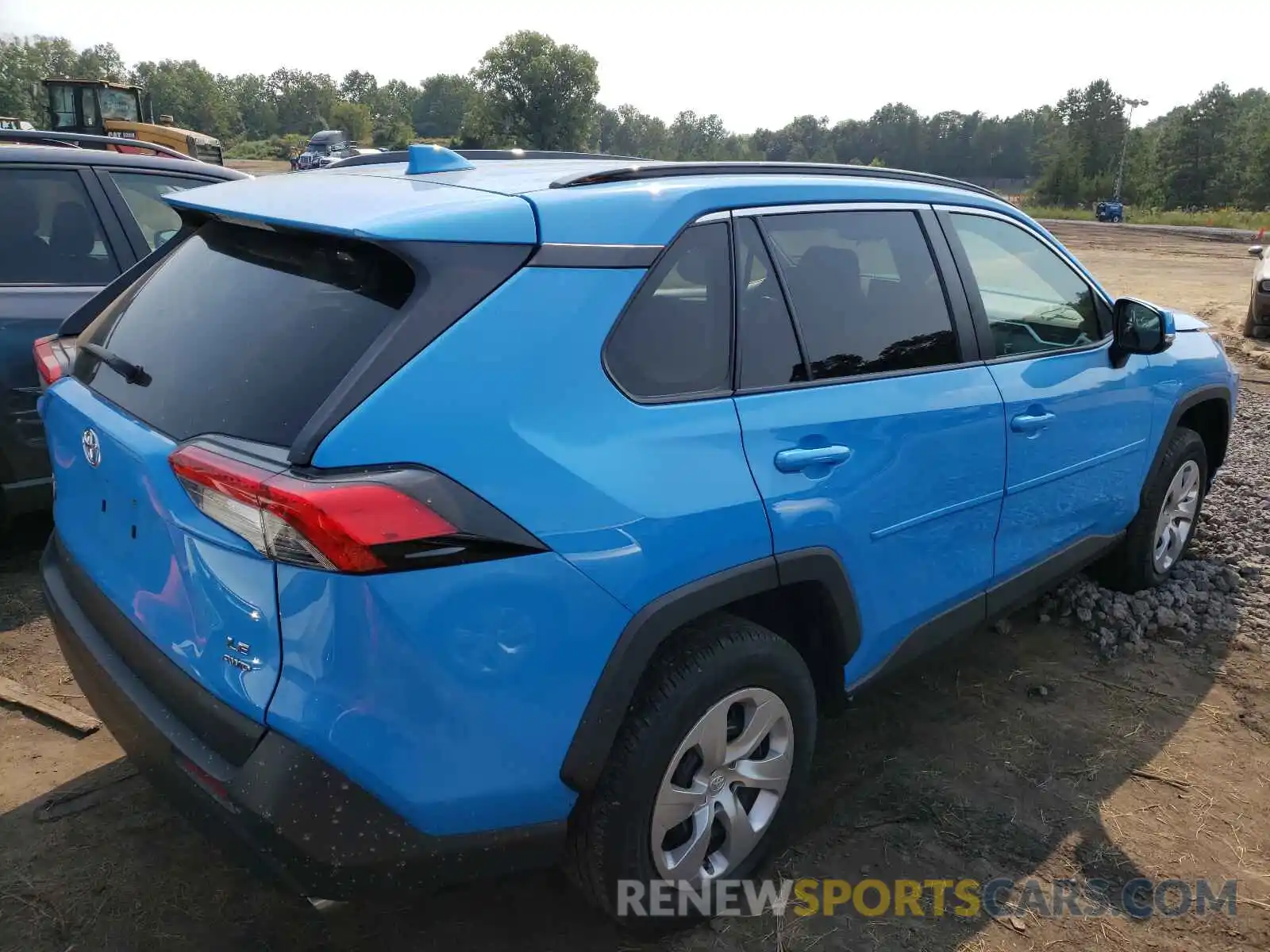 4 Photograph of a damaged car 2T3G1RFV7KW042540 TOYOTA RAV4 2019