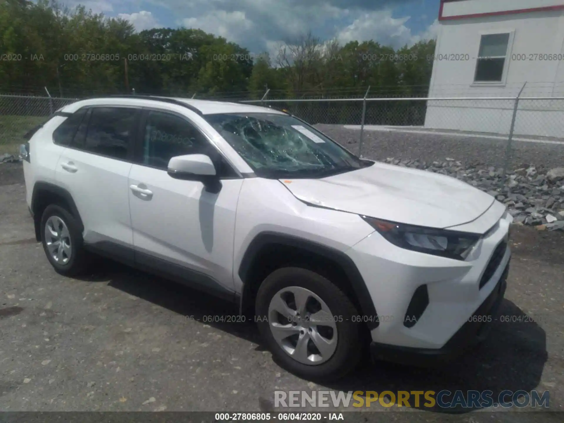 1 Photograph of a damaged car 2T3G1RFV7KW064134 TOYOTA RAV4 2019