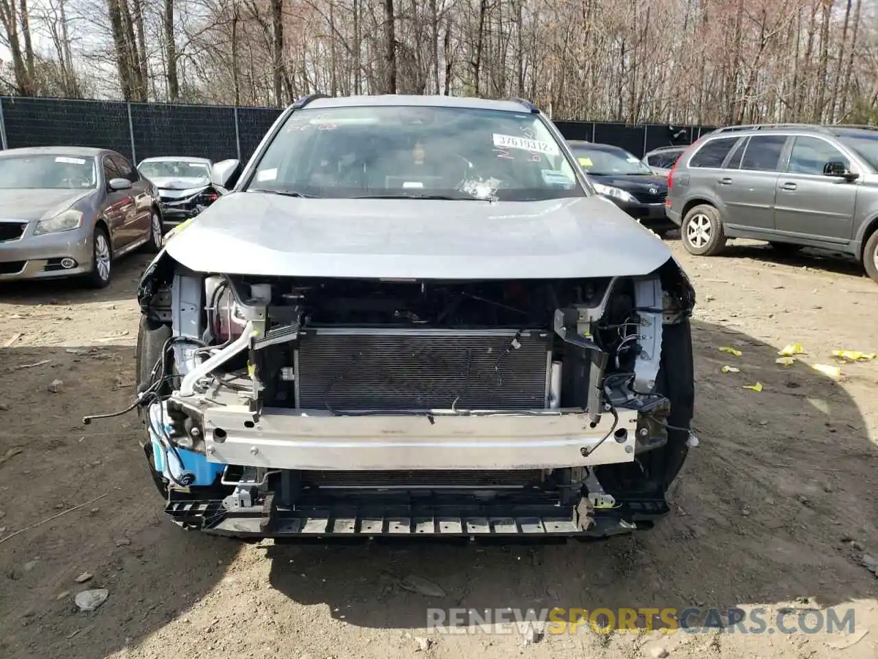 9 Photograph of a damaged car 2T3G1RFV7KW079037 TOYOTA RAV4 2019