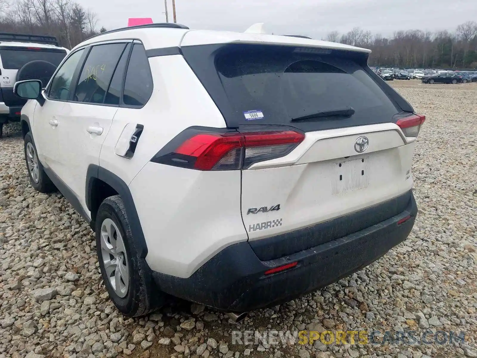 3 Photograph of a damaged car 2T3G1RFV8KC003487 TOYOTA RAV4 2019