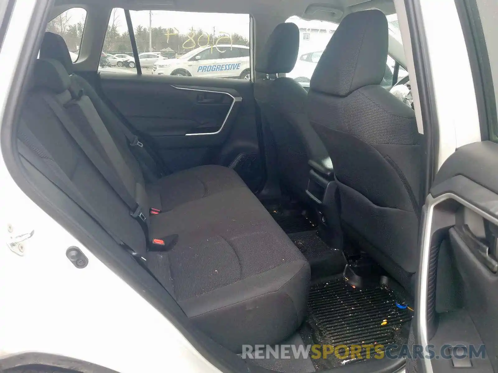 6 Photograph of a damaged car 2T3G1RFV8KC003487 TOYOTA RAV4 2019