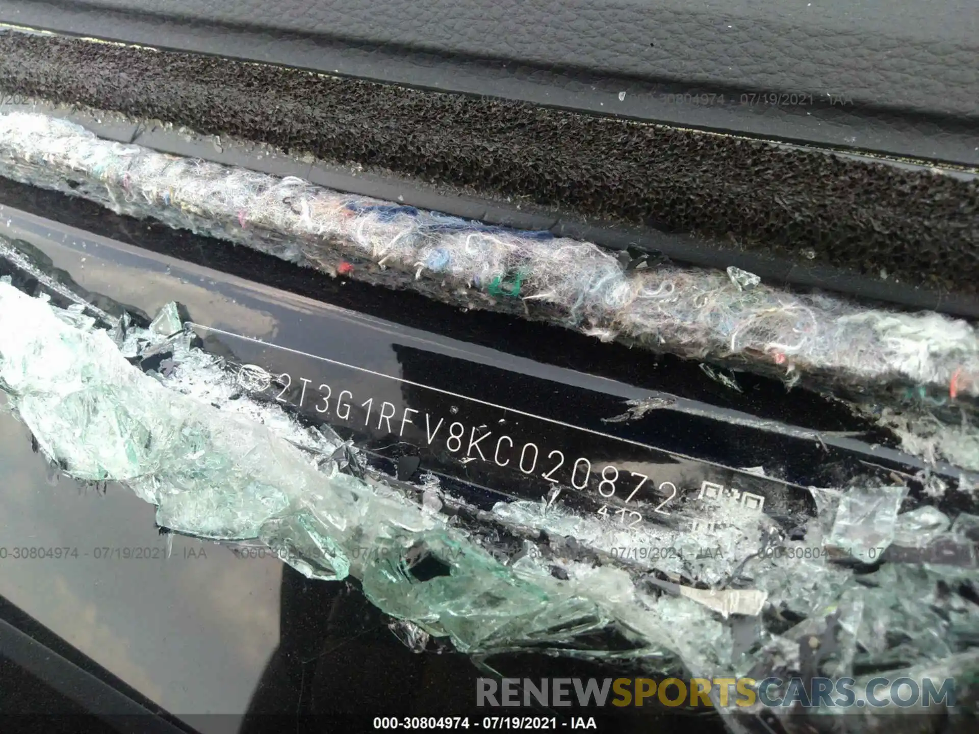 9 Photograph of a damaged car 2T3G1RFV8KC020872 TOYOTA RAV4 2019