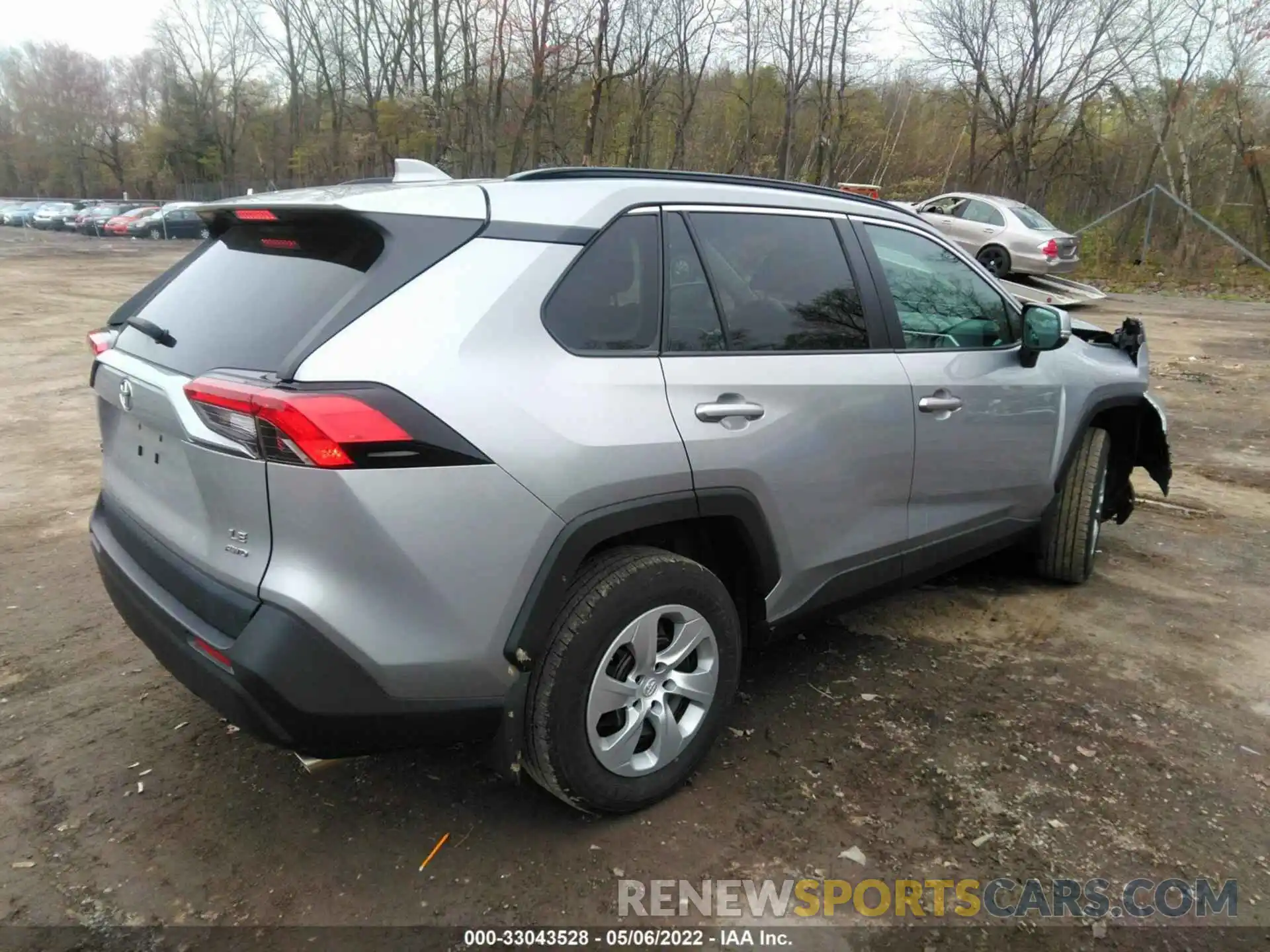 4 Photograph of a damaged car 2T3G1RFV8KC049269 TOYOTA RAV4 2019