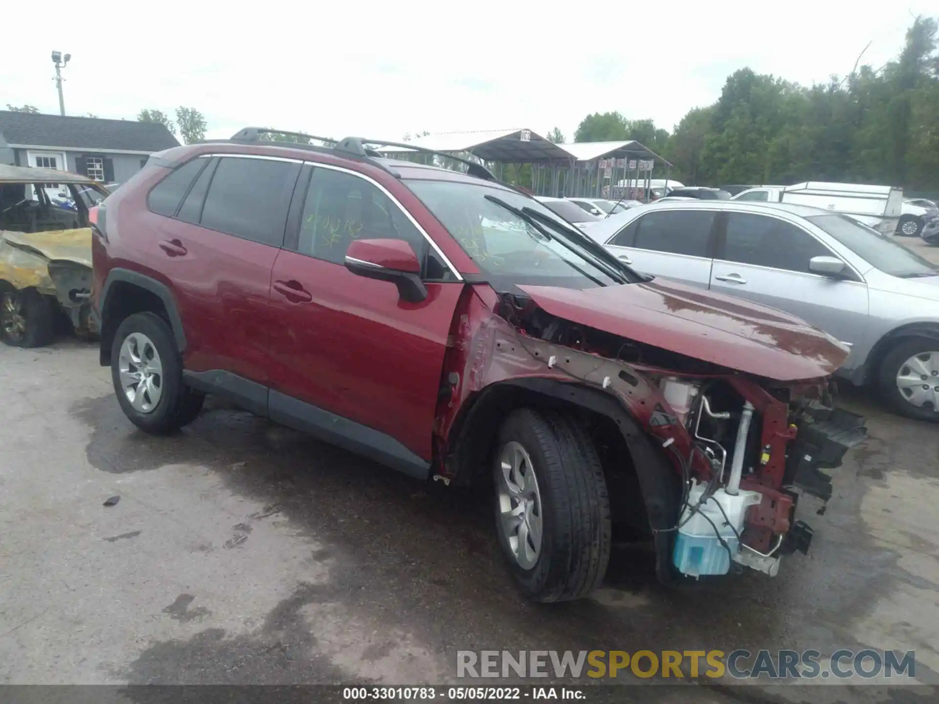 1 Photograph of a damaged car 2T3G1RFV8KW001320 TOYOTA RAV4 2019