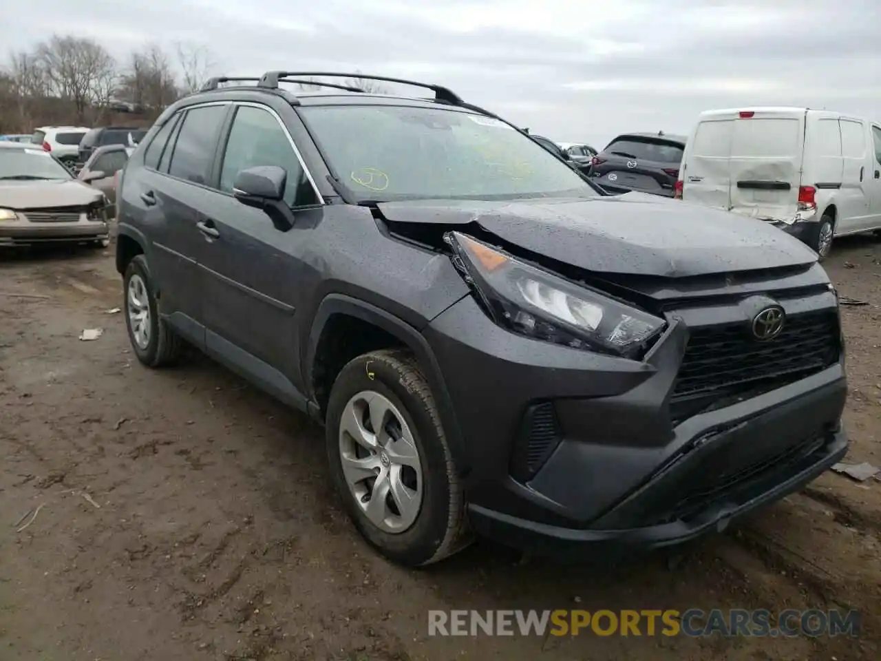 1 Photograph of a damaged car 2T3G1RFV8KW002340 TOYOTA RAV4 2019