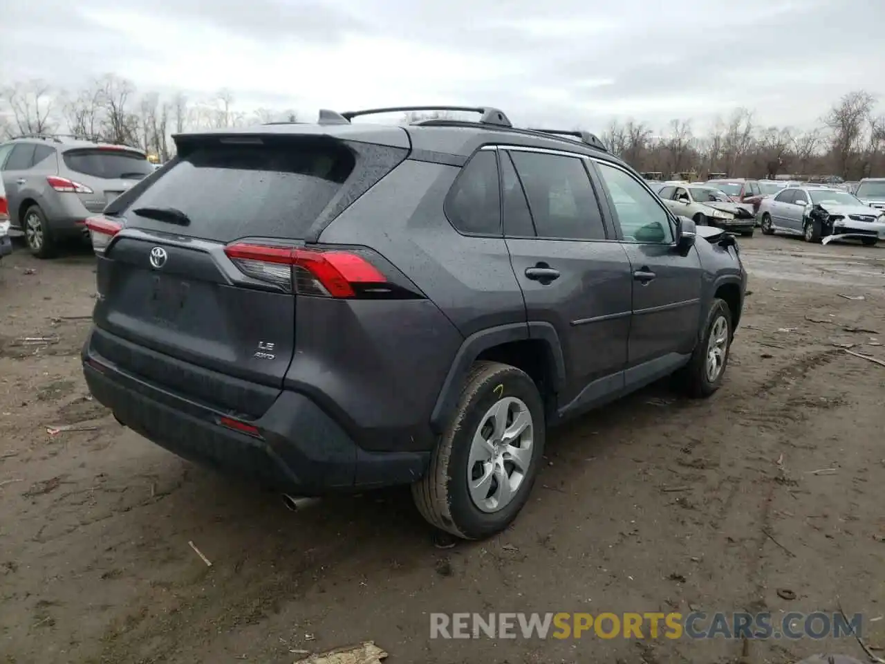 4 Photograph of a damaged car 2T3G1RFV8KW002340 TOYOTA RAV4 2019