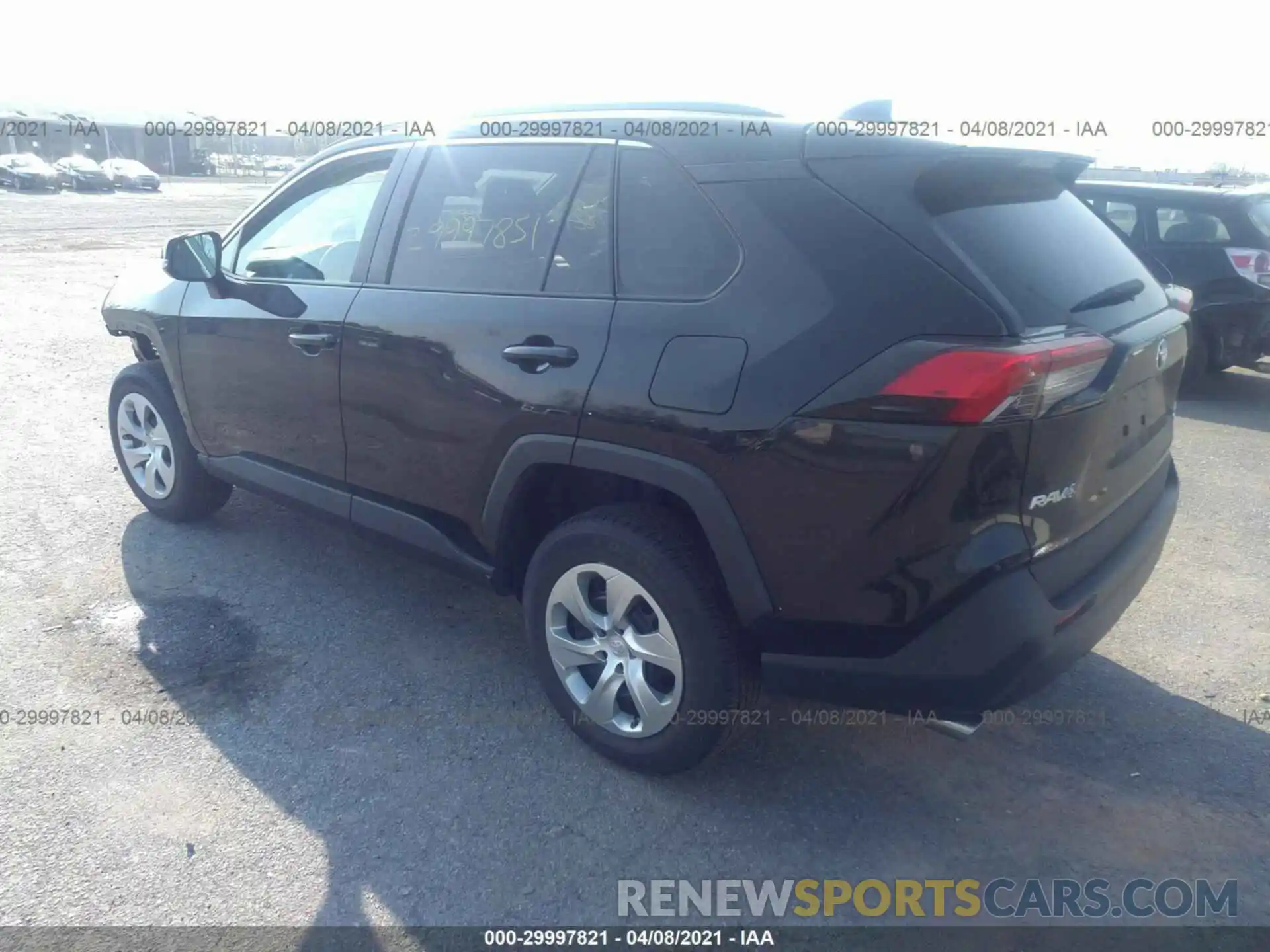 3 Photograph of a damaged car 2T3G1RFV8KW038917 TOYOTA RAV4 2019