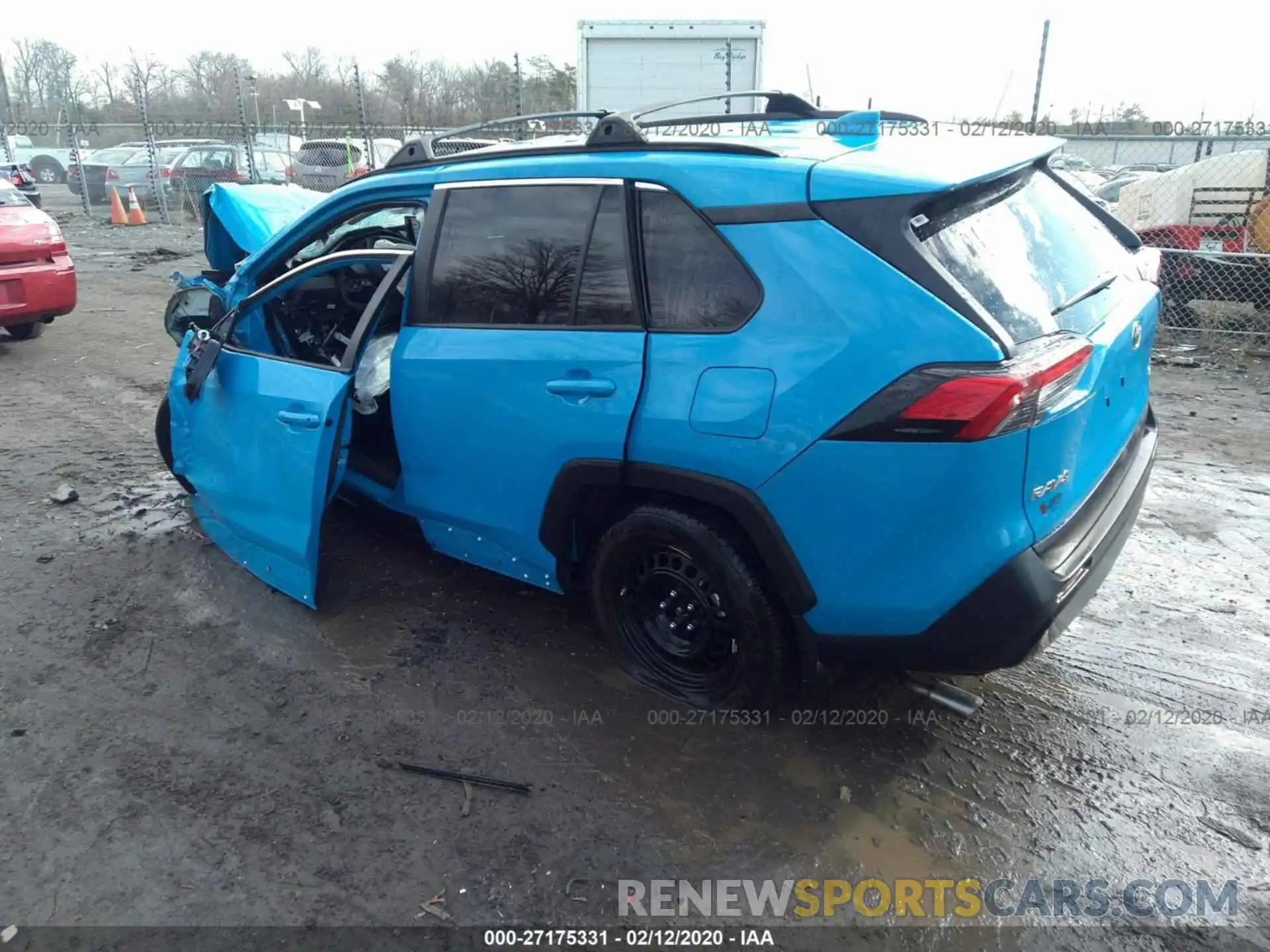 3 Photograph of a damaged car 2T3G1RFV8KW052493 TOYOTA RAV4 2019