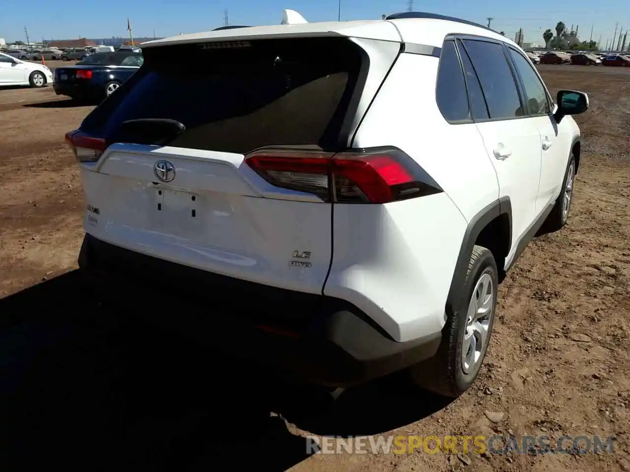 4 Photograph of a damaged car 2T3G1RFV8KW052641 TOYOTA RAV4 2019