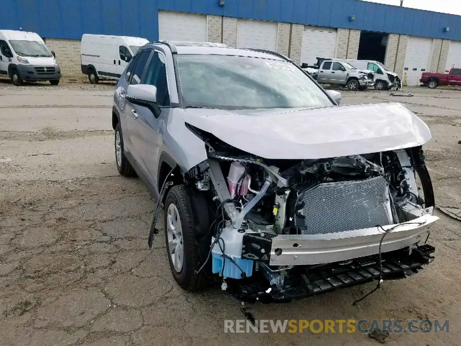 1 Photograph of a damaged car 2T3G1RFV8KW068113 TOYOTA RAV4 2019