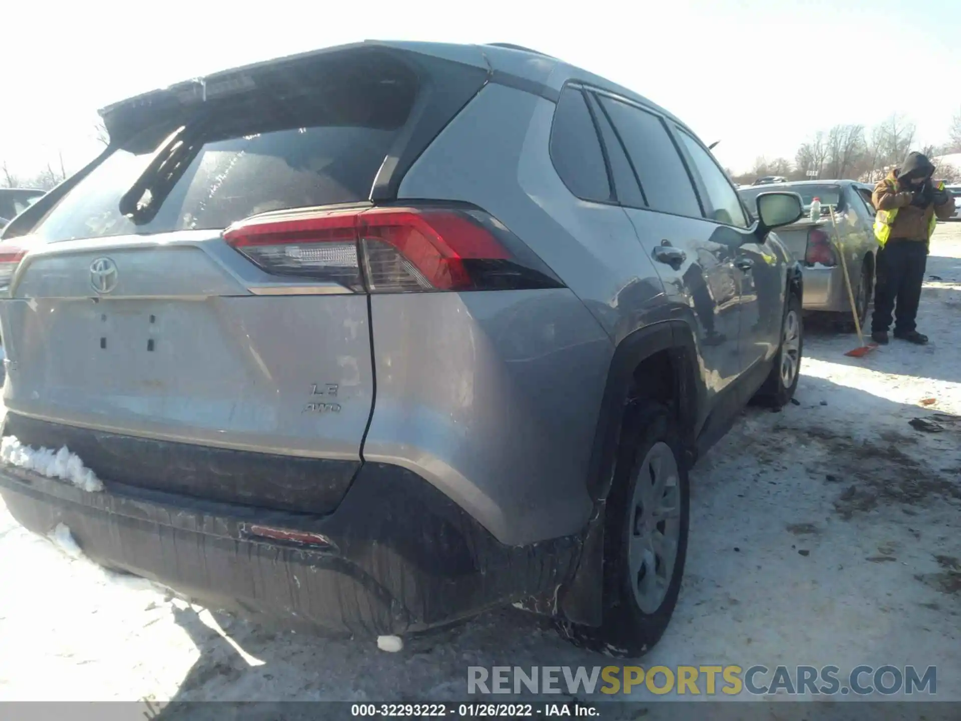 4 Photograph of a damaged car 2T3G1RFV9KC006415 TOYOTA RAV4 2019