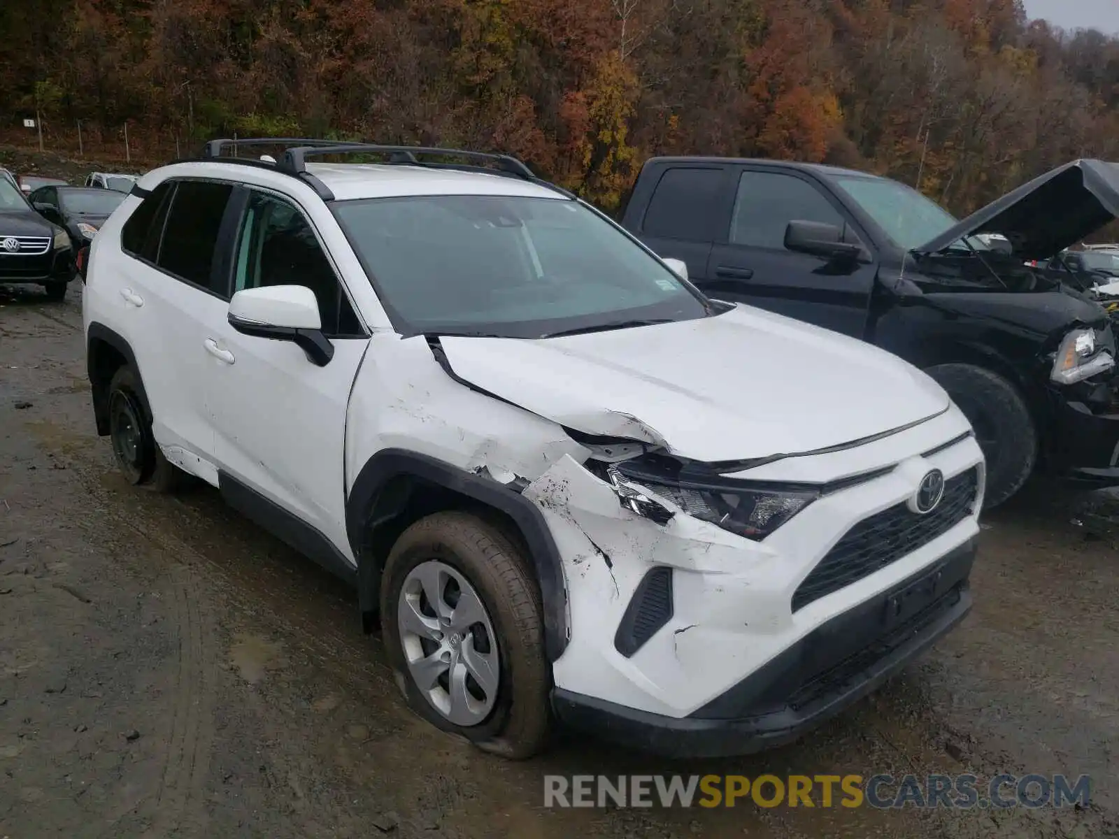 1 Photograph of a damaged car 2T3G1RFV9KC010352 TOYOTA RAV4 2019