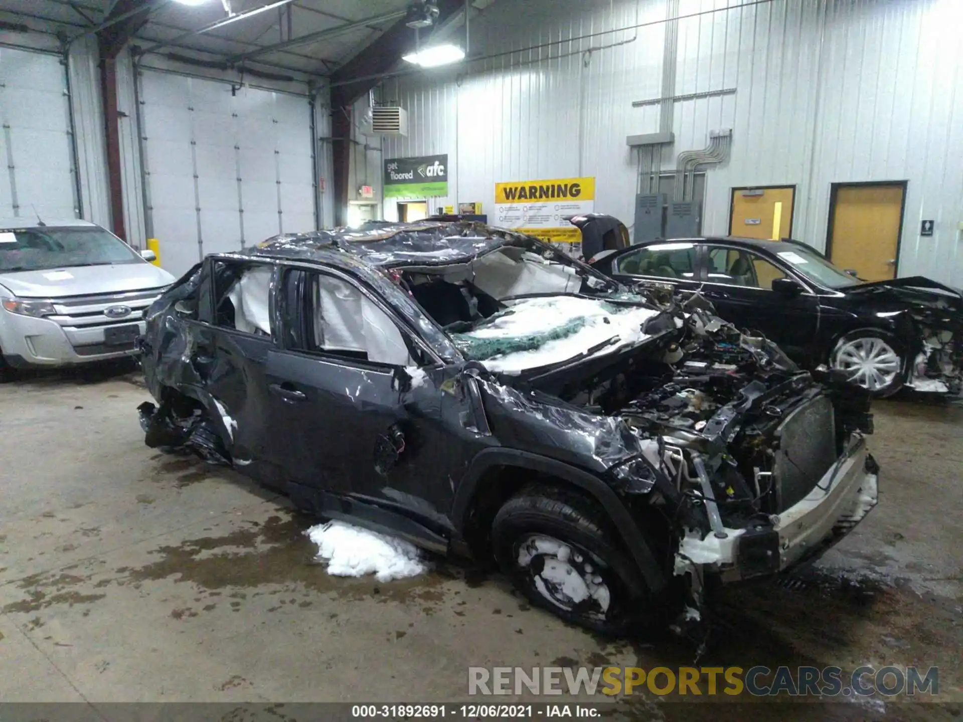 1 Photograph of a damaged car 2T3G1RFV9KC029371 TOYOTA RAV4 2019