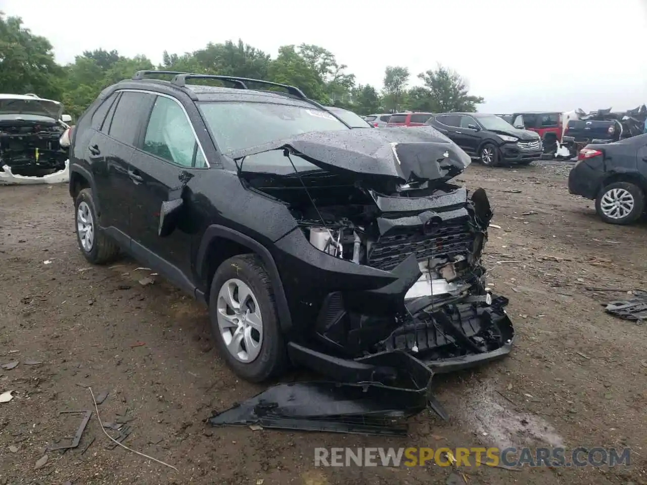 1 Photograph of a damaged car 2T3G1RFV9KC058000 TOYOTA RAV4 2019