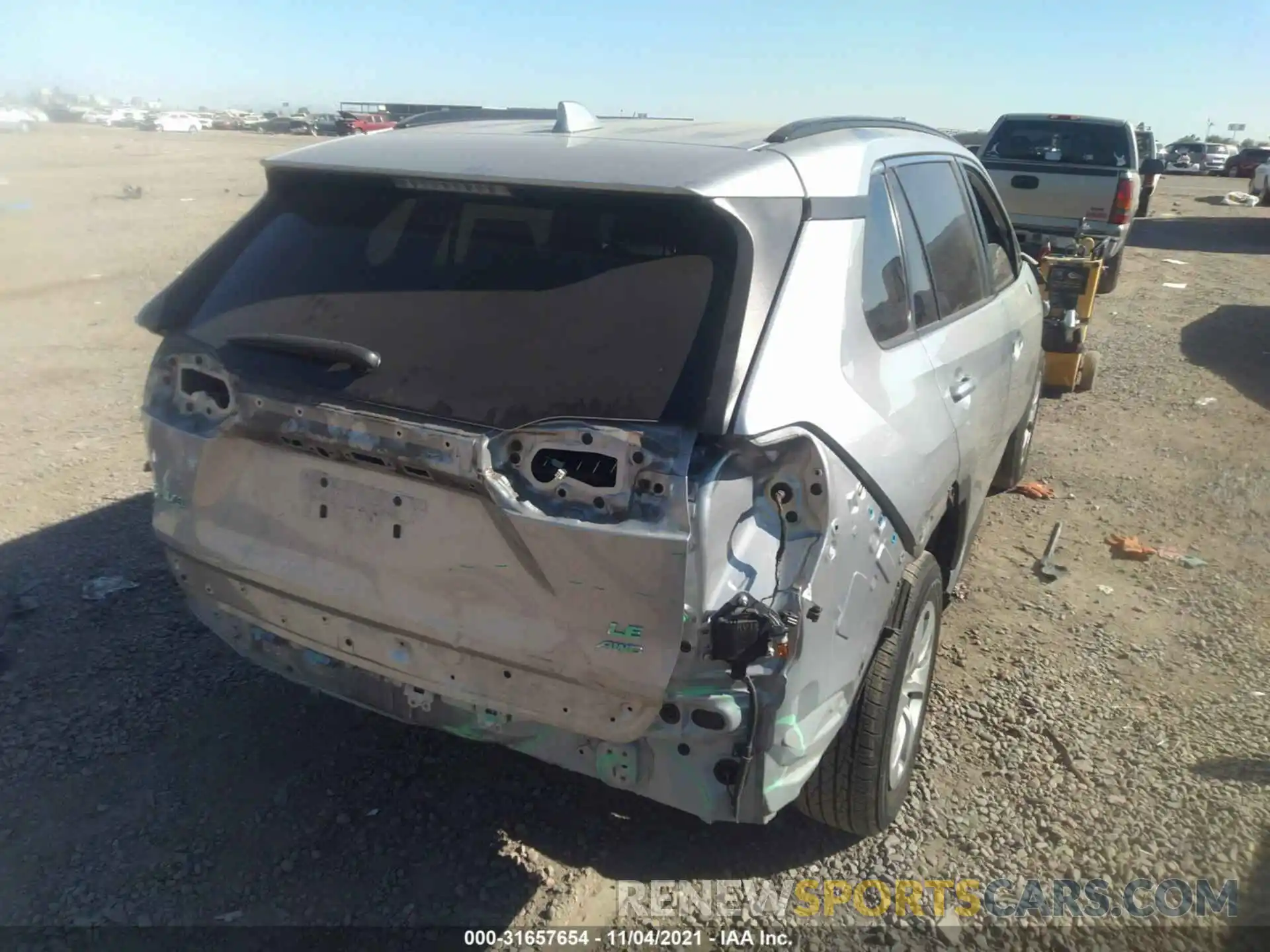 4 Photograph of a damaged car 2T3G1RFV9KC059485 TOYOTA RAV4 2019