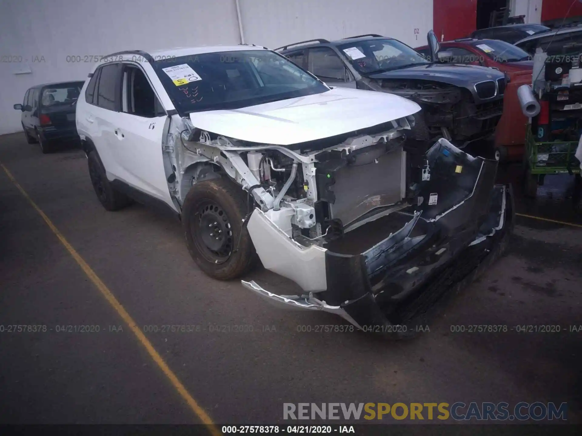 1 Photograph of a damaged car 2T3G1RFV9KC059874 TOYOTA RAV4 2019