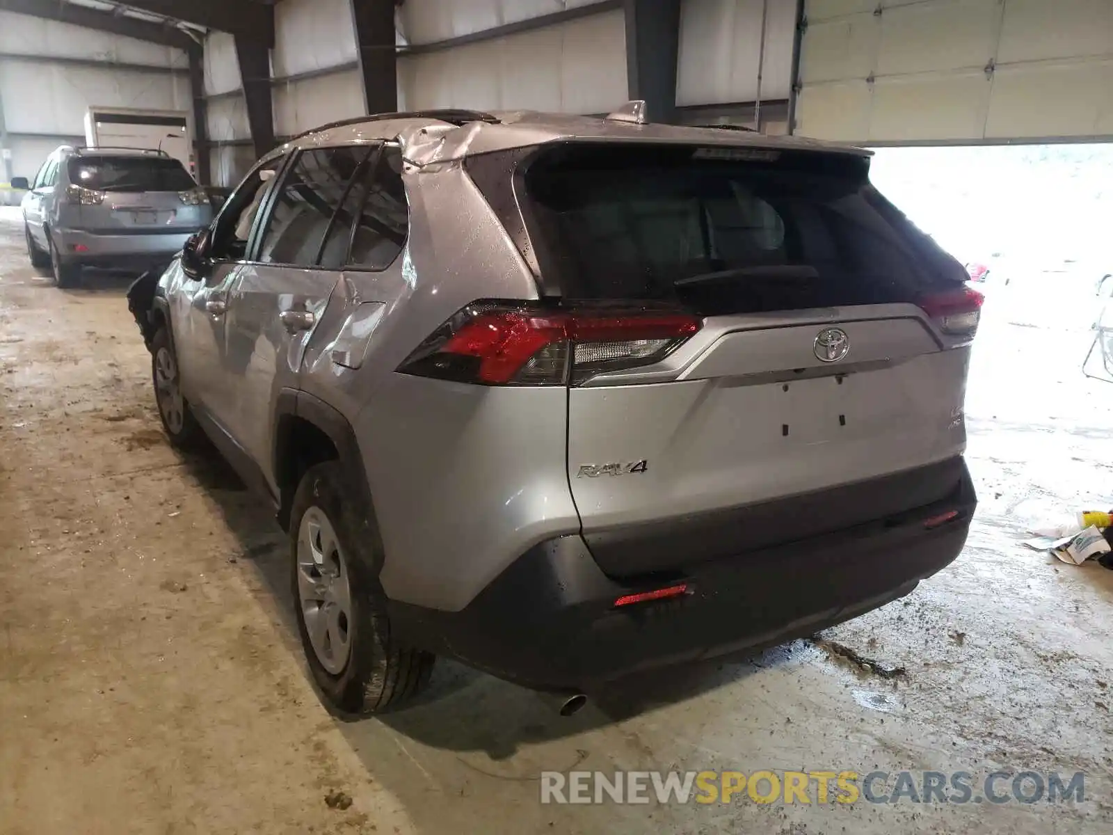 3 Photograph of a damaged car 2T3G1RFV9KW045634 TOYOTA RAV4 2019