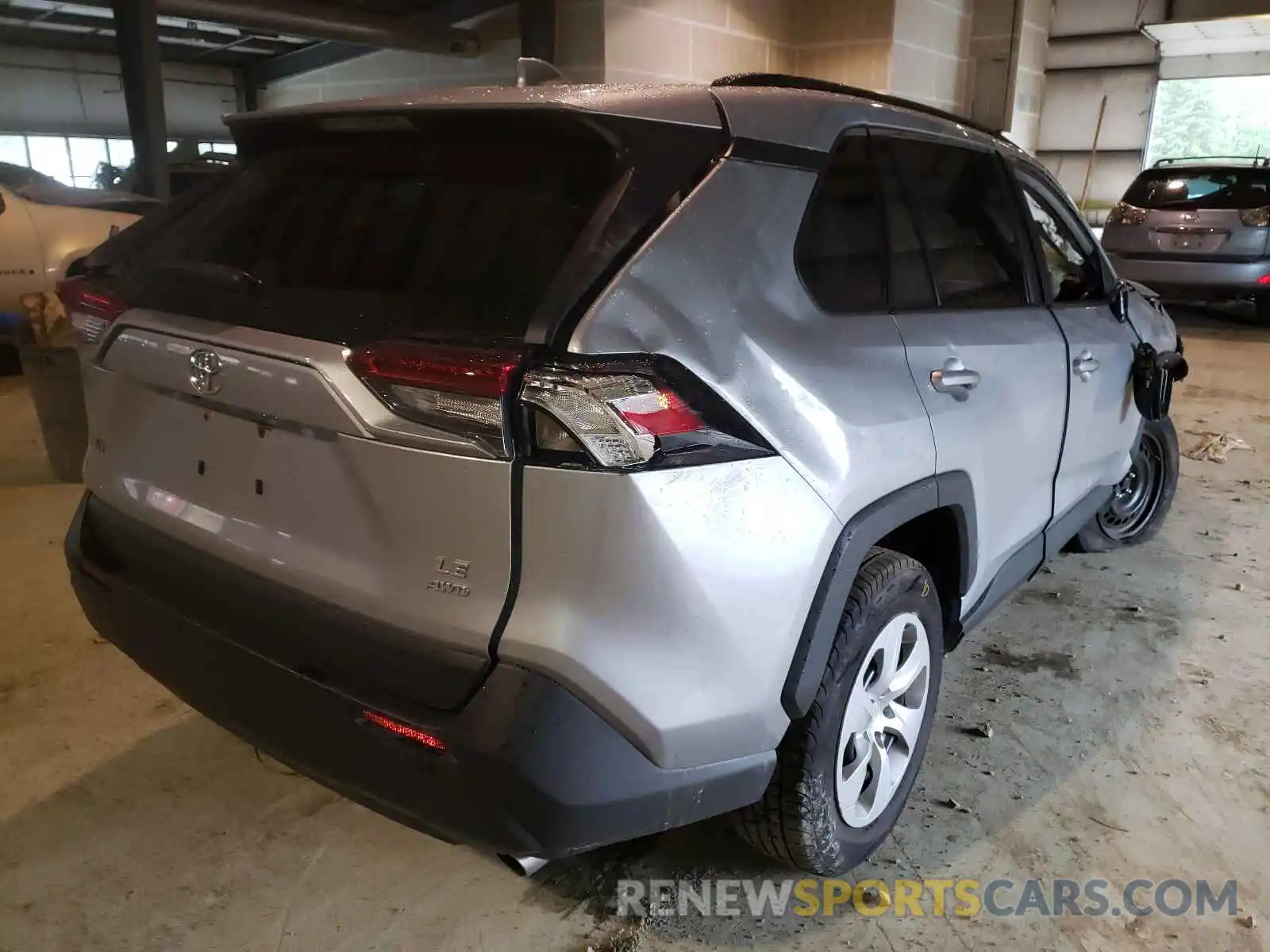 4 Photograph of a damaged car 2T3G1RFV9KW045634 TOYOTA RAV4 2019