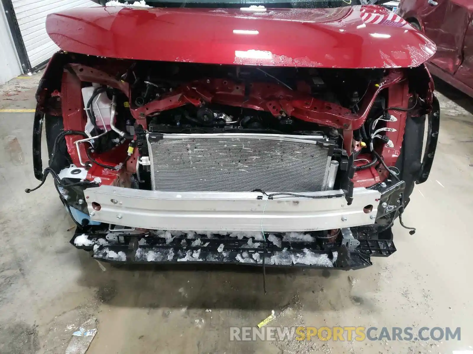 9 Photograph of a damaged car 2T3G1RFV9KW073868 TOYOTA RAV4 2019