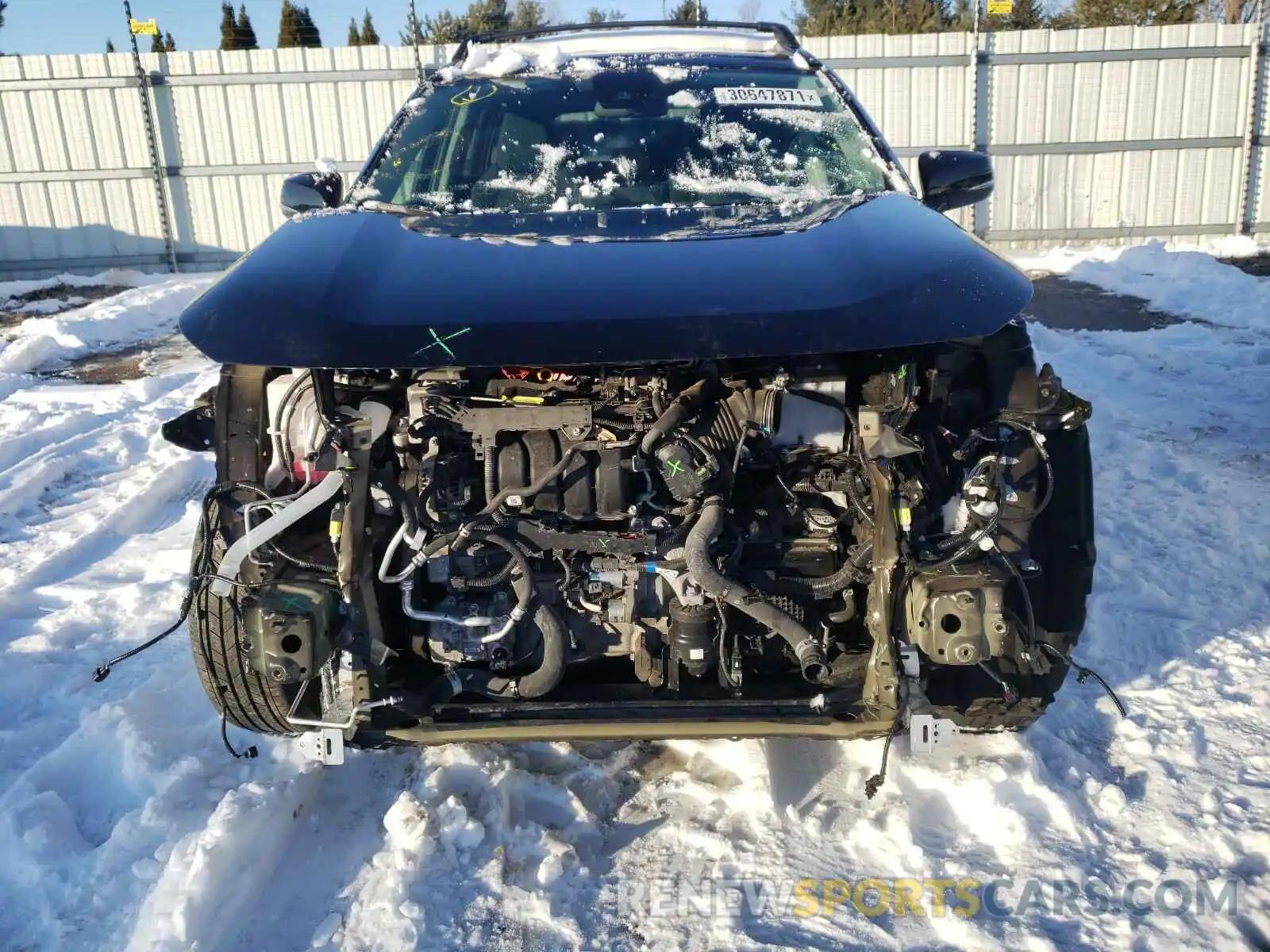 9 Photograph of a damaged car 2T3G1RFV9KW076771 TOYOTA RAV4 2019