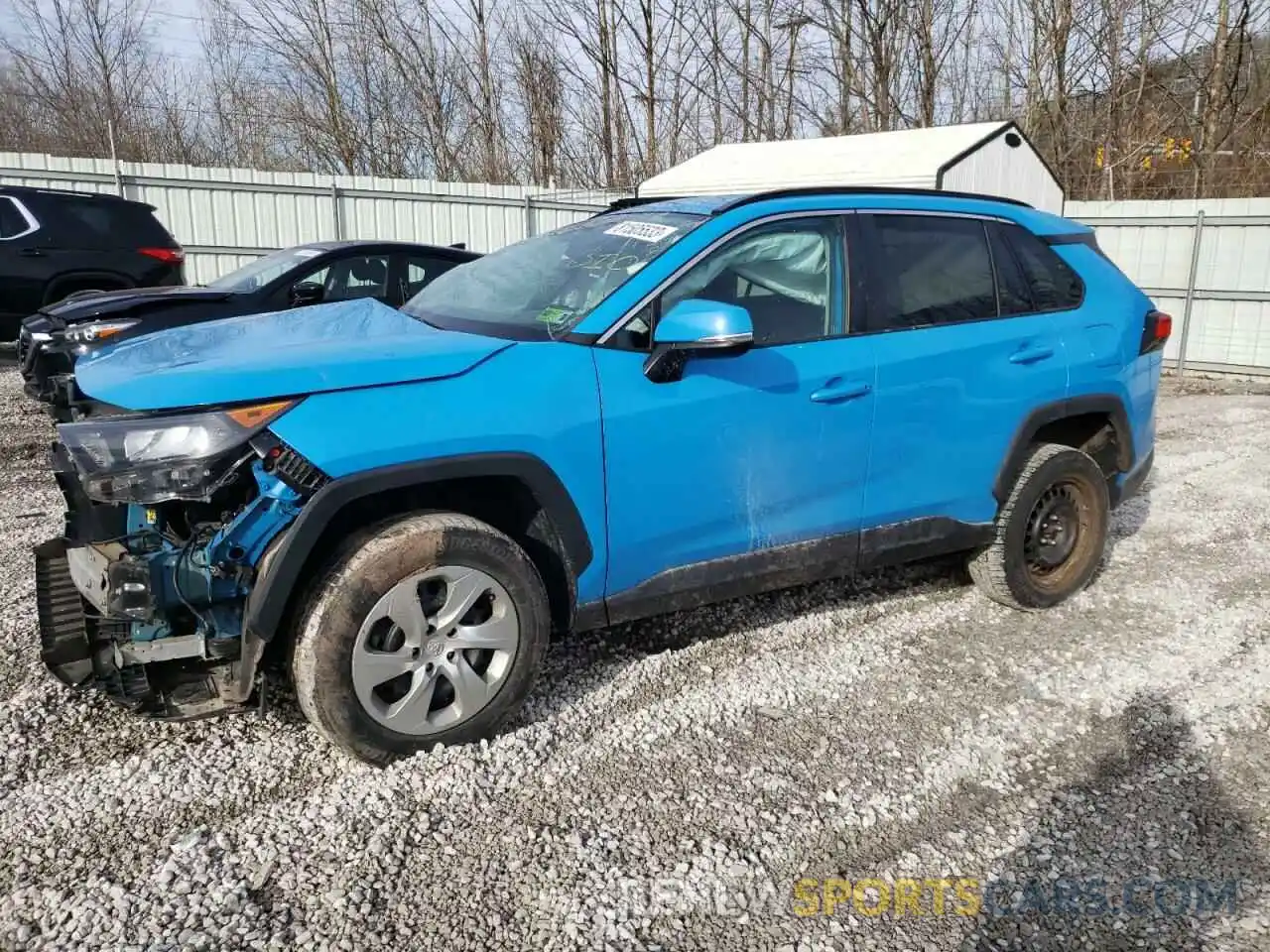 1 Photograph of a damaged car 2T3G1RFV9KW079069 TOYOTA RAV4 2019