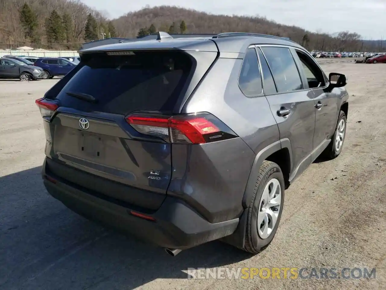 4 Photograph of a damaged car 2T3G1RFV9KW079587 TOYOTA RAV4 2019