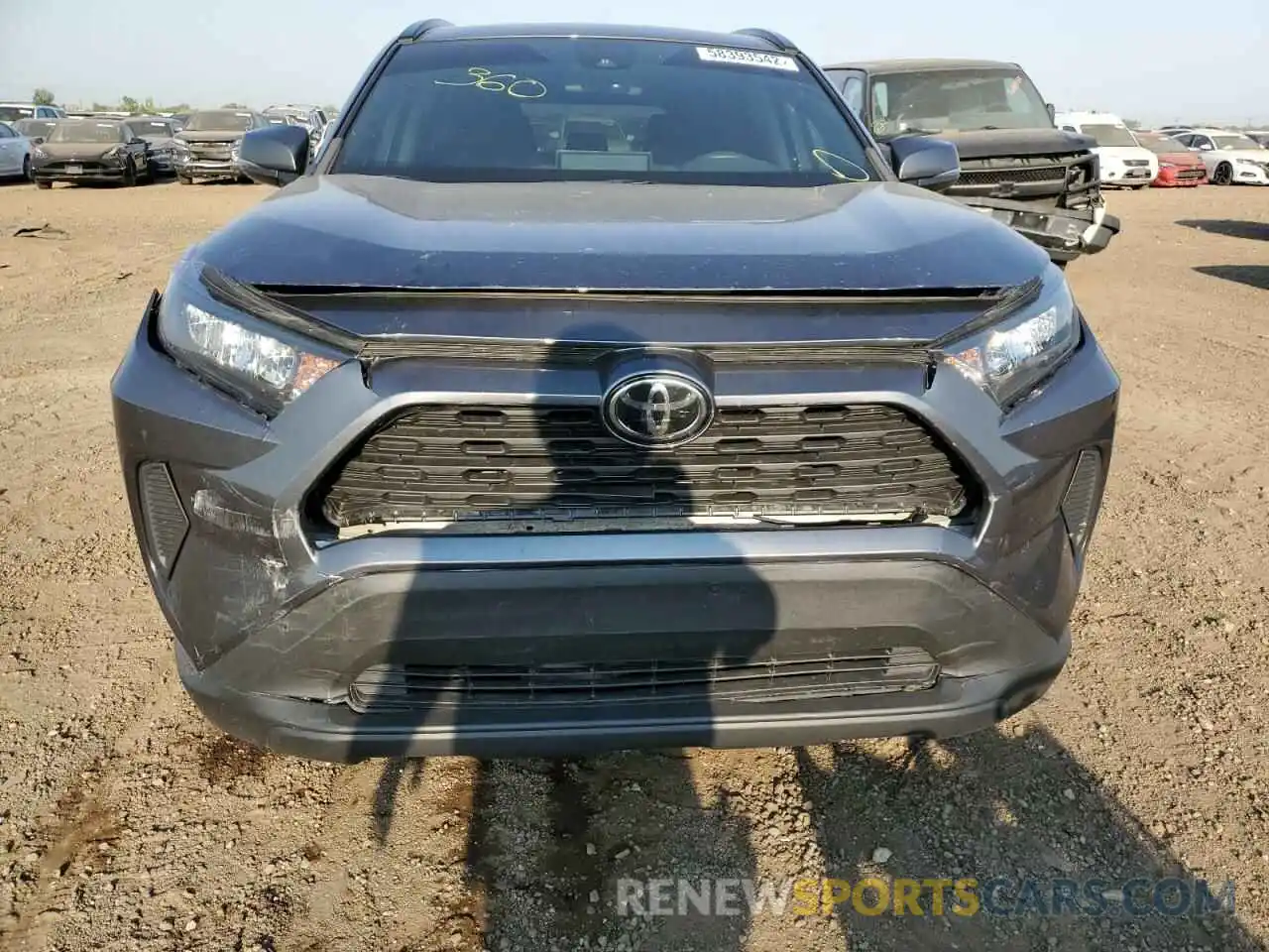 9 Photograph of a damaged car 2T3G1RFVXKC040945 TOYOTA RAV4 2019