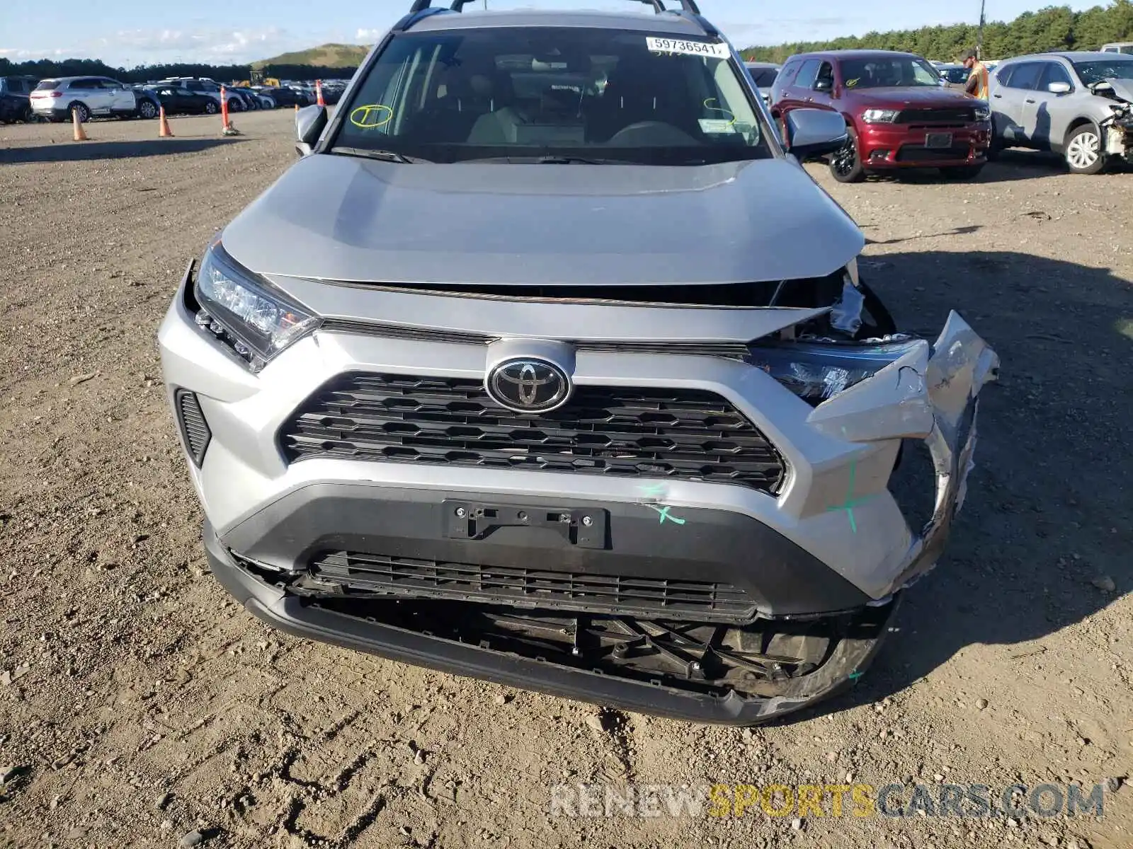 9 Photograph of a damaged car 2T3G1RFVXKW013372 TOYOTA RAV4 2019