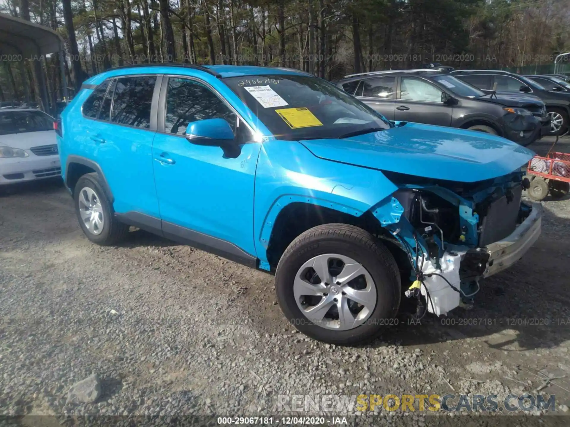 1 Photograph of a damaged car 2T3G1RFVXKW022508 TOYOTA RAV4 2019