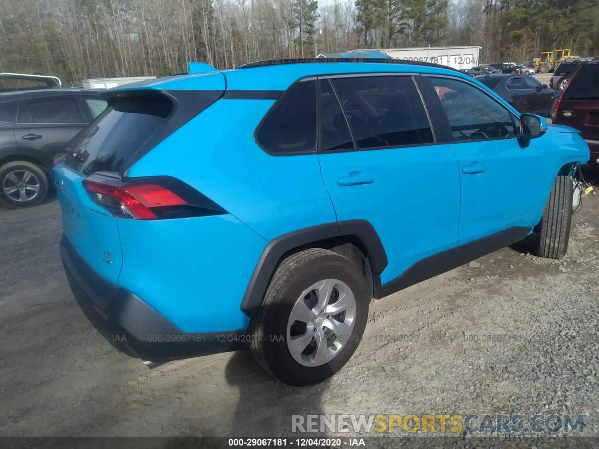 4 Photograph of a damaged car 2T3G1RFVXKW022508 TOYOTA RAV4 2019