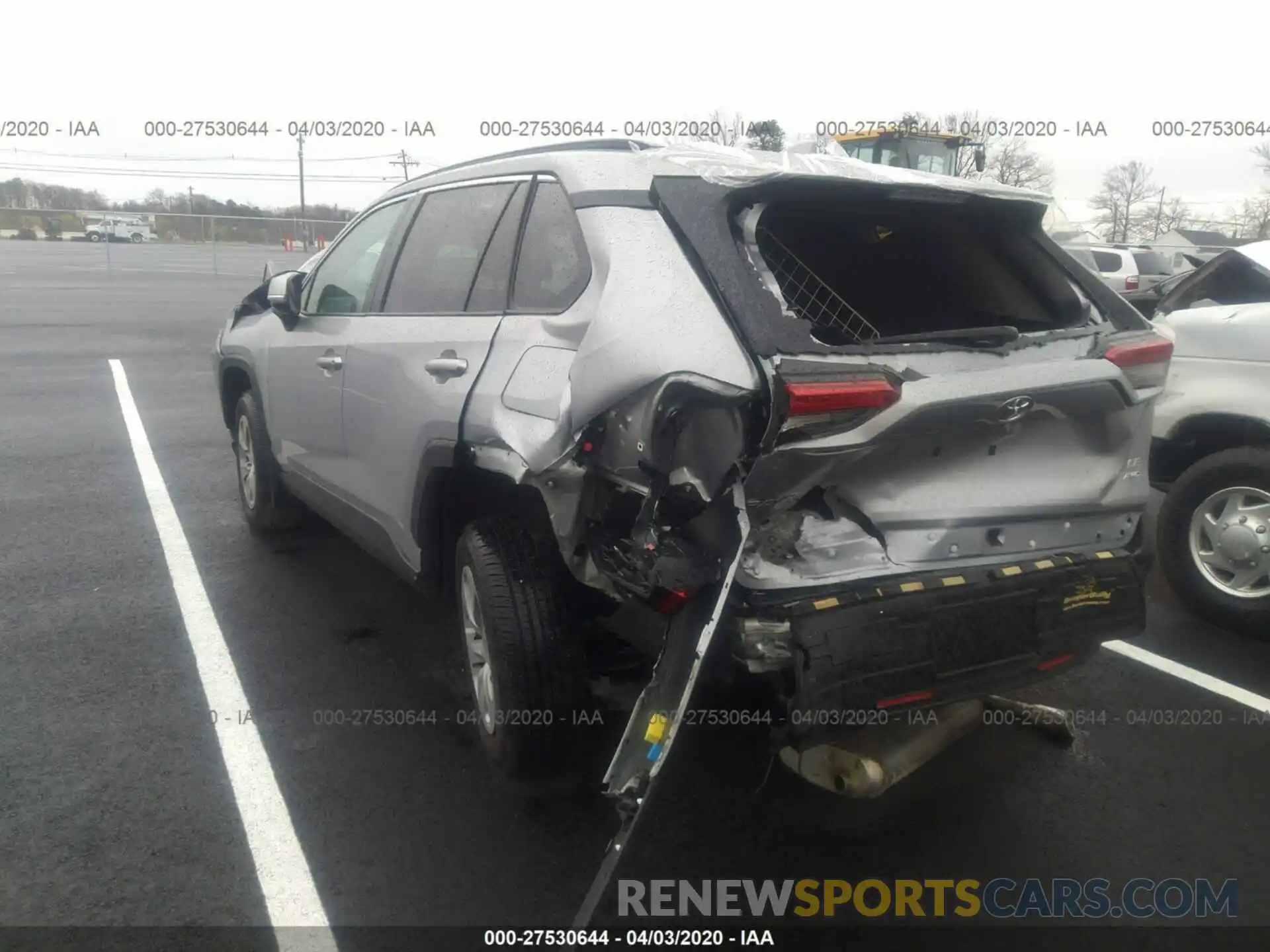 3 Photograph of a damaged car 2T3G1RFVXKW060692 TOYOTA RAV4 2019