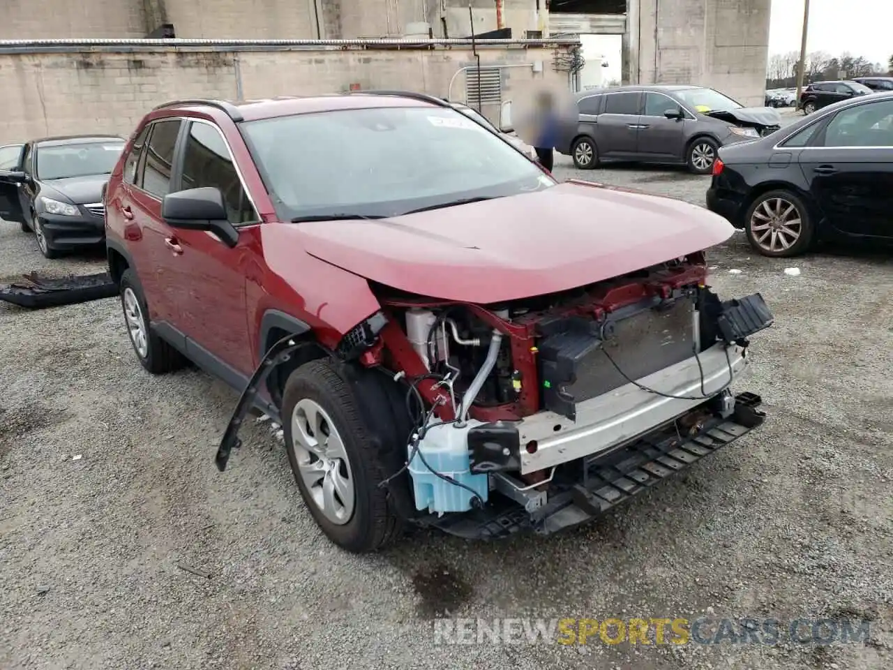 1 Photograph of a damaged car 2T3H1RFV0KC010860 TOYOTA RAV4 2019