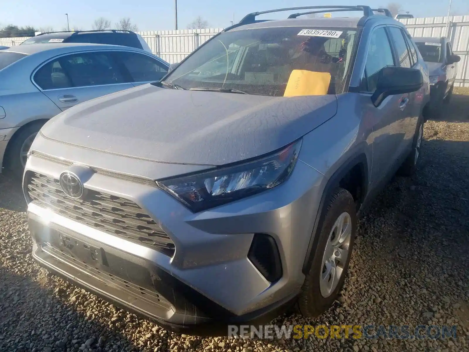 2 Photograph of a damaged car 2T3H1RFV0KC011331 TOYOTA RAV4 2019