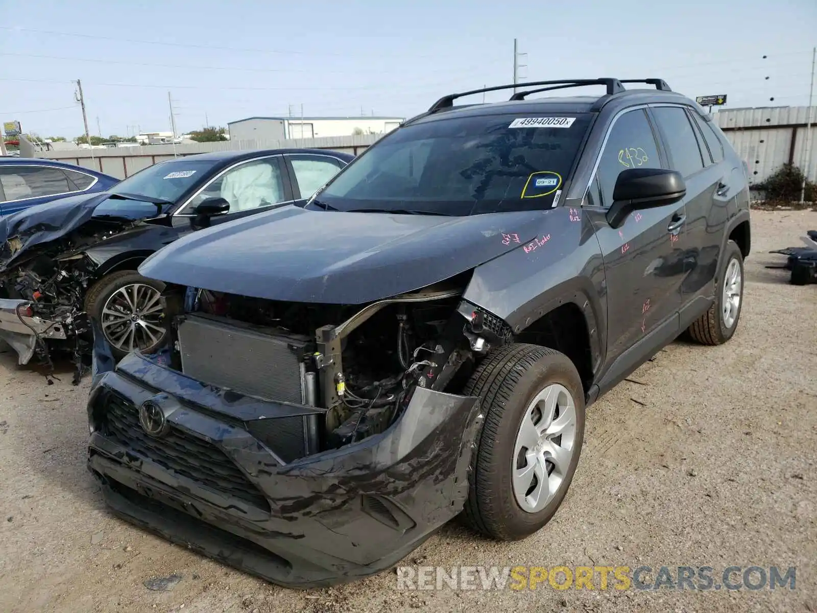 2 Photograph of a damaged car 2T3H1RFV0KC024130 TOYOTA RAV4 2019