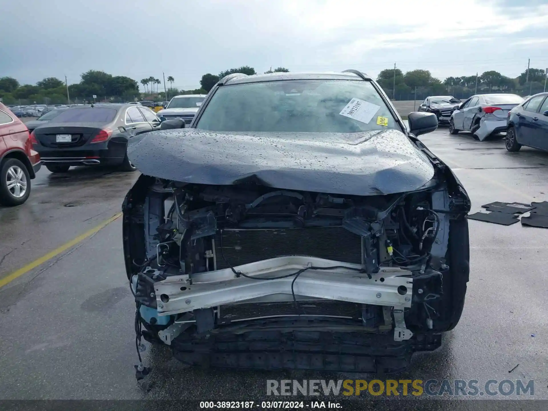 13 Photograph of a damaged car 2T3H1RFV0KC029702 TOYOTA RAV4 2019