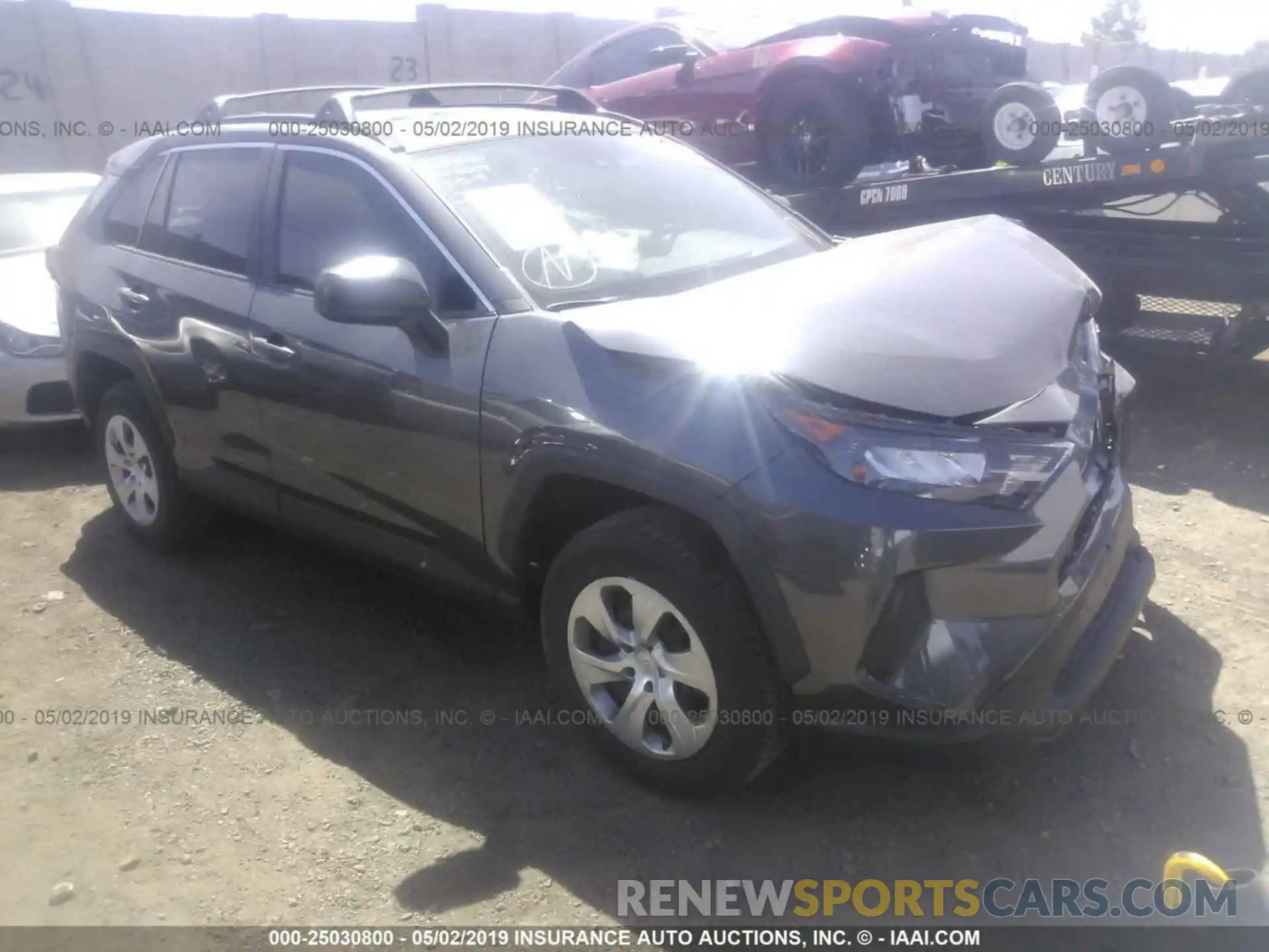 1 Photograph of a damaged car 2T3H1RFV0KW002059 TOYOTA RAV4 2019