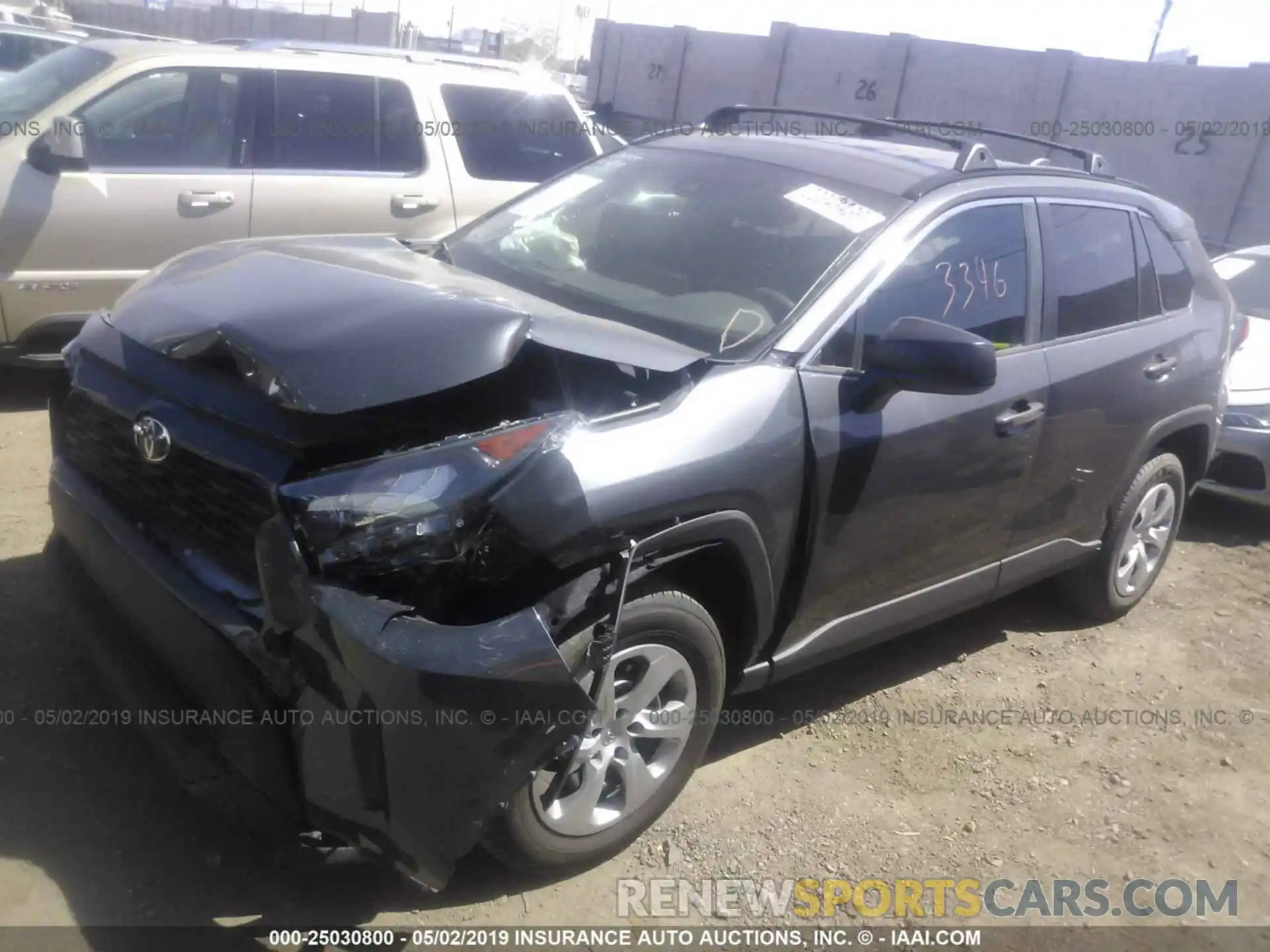 2 Фотография поврежденного автомобиля 2T3H1RFV0KW002059 TOYOTA RAV4 2019